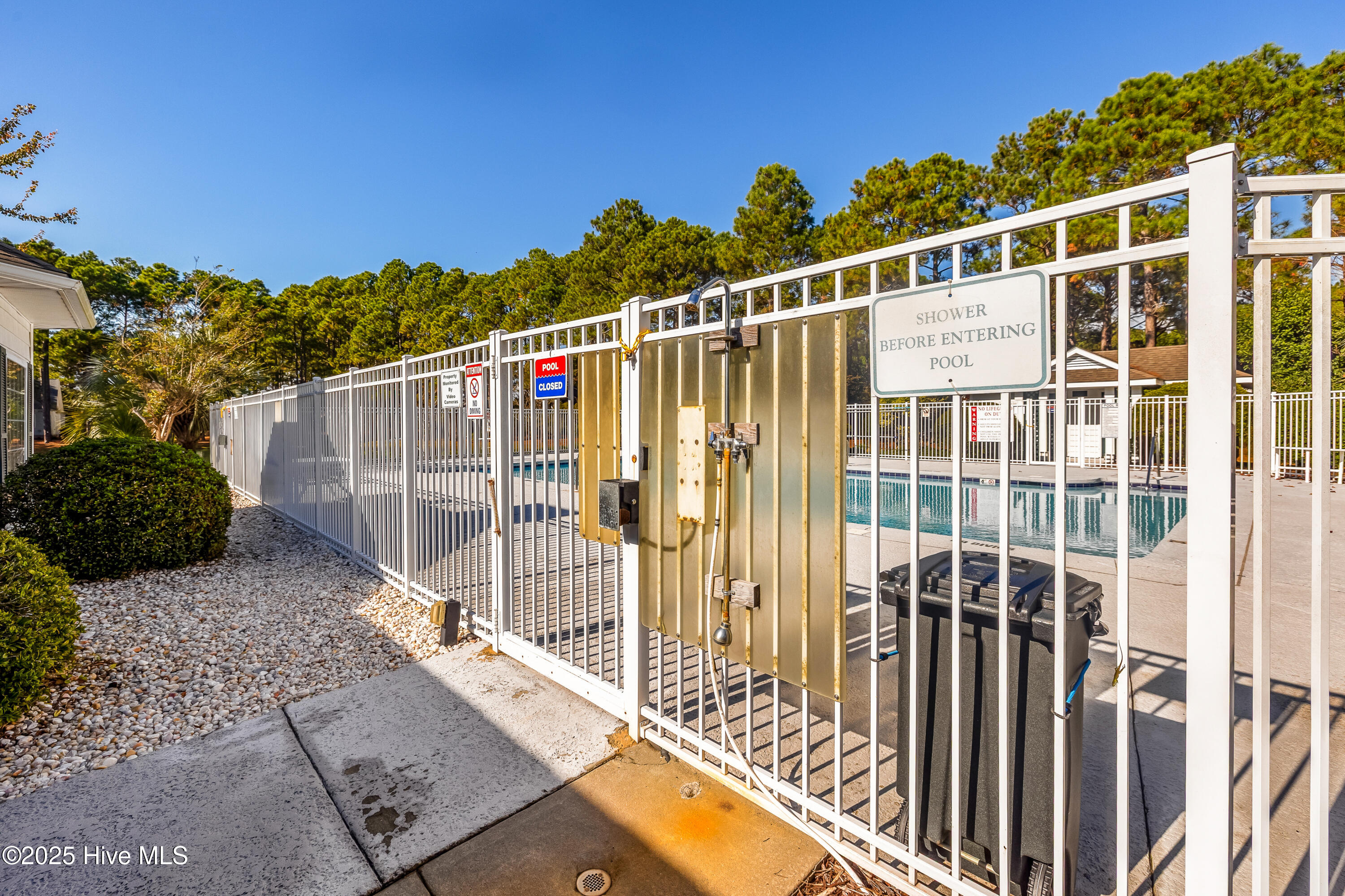 100540432 | Photo 38