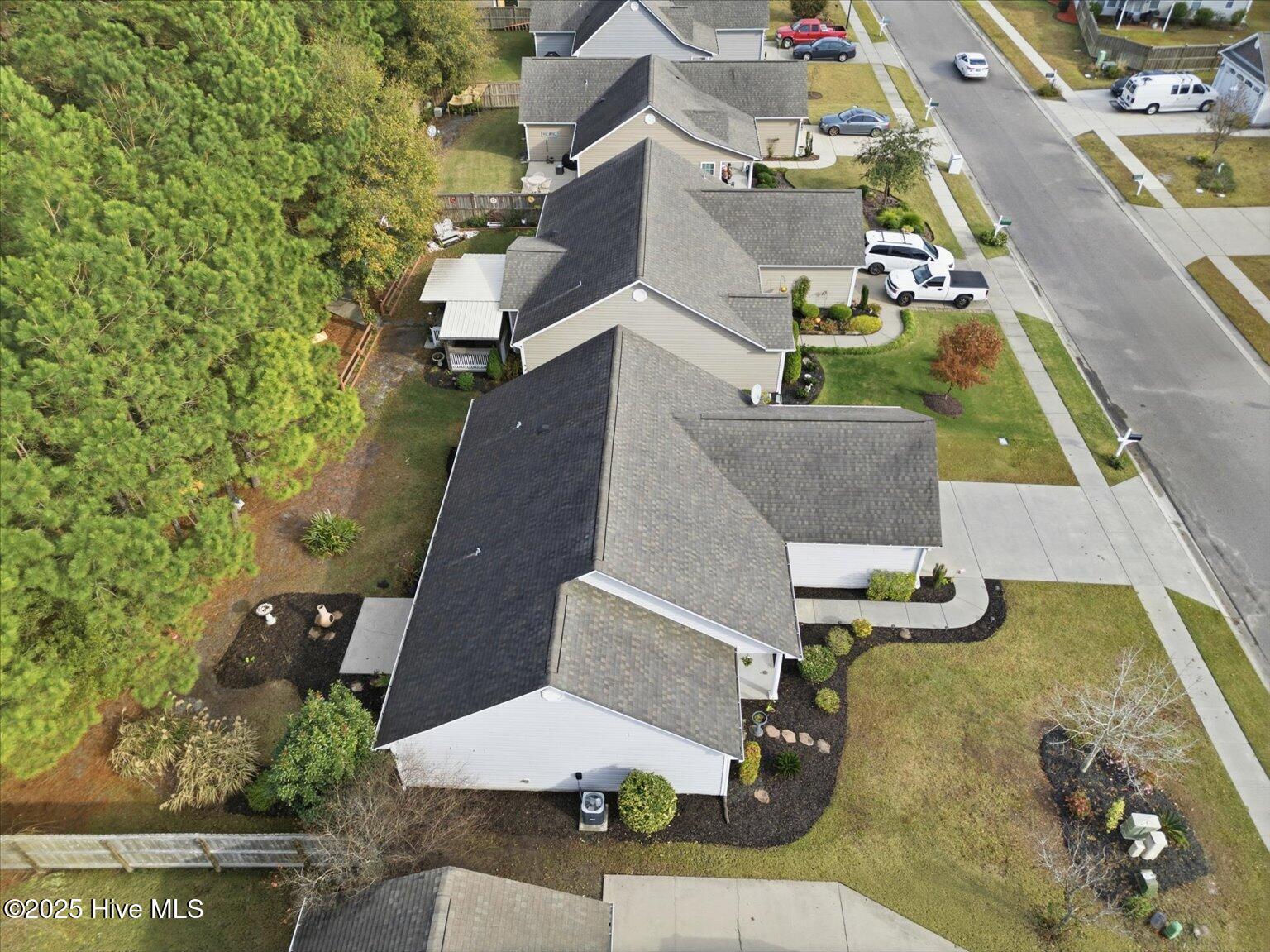 100543351 | Photo 11