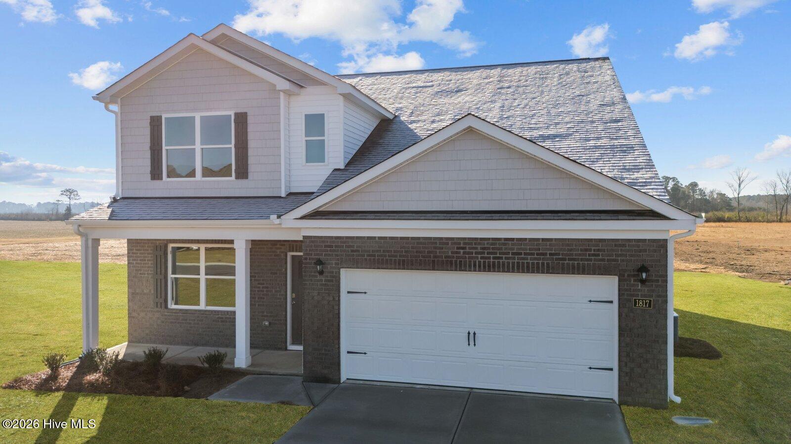 * Photos are not of actual home or interior features and are representative of floor plan only. *