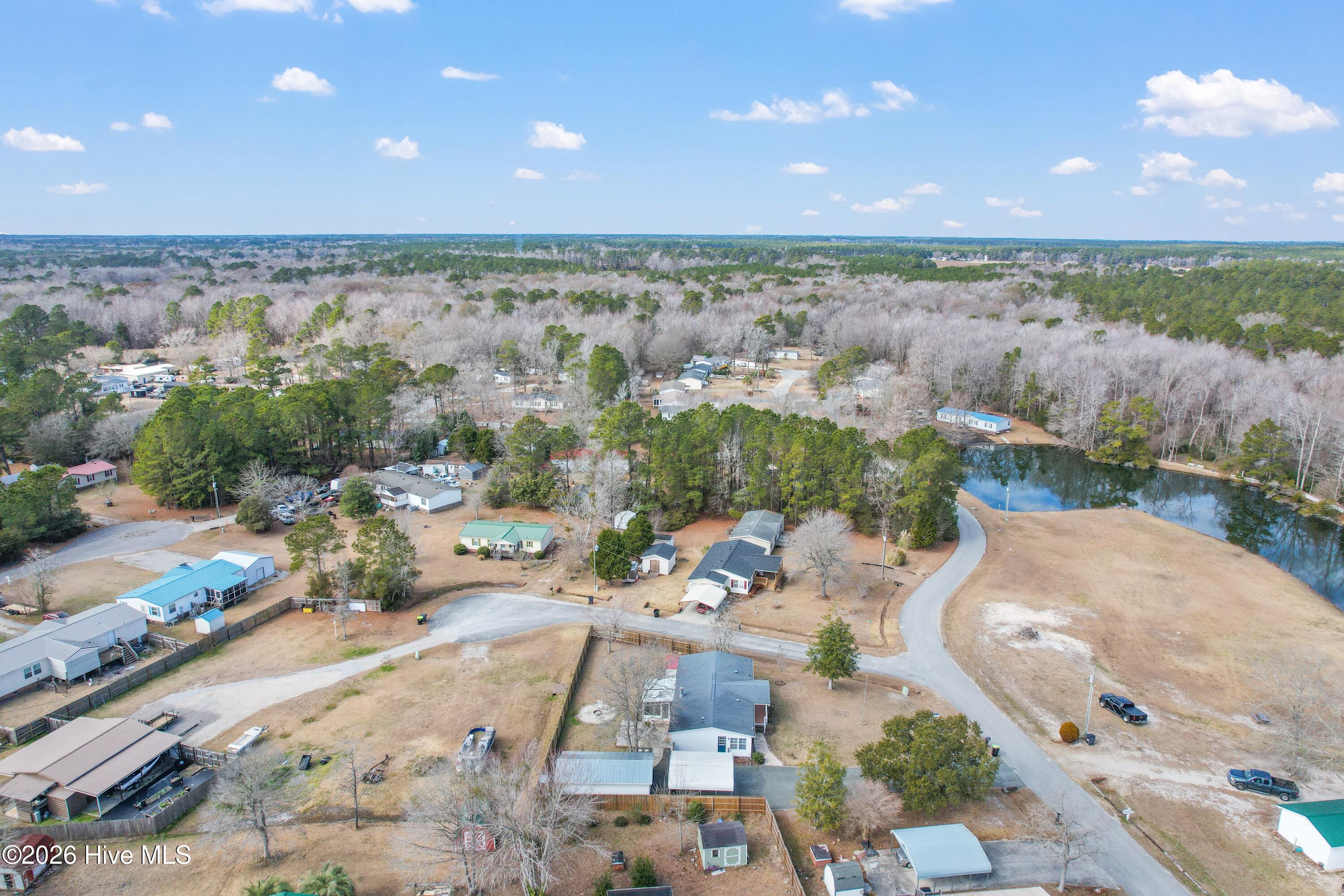 100553657 | Photo 41