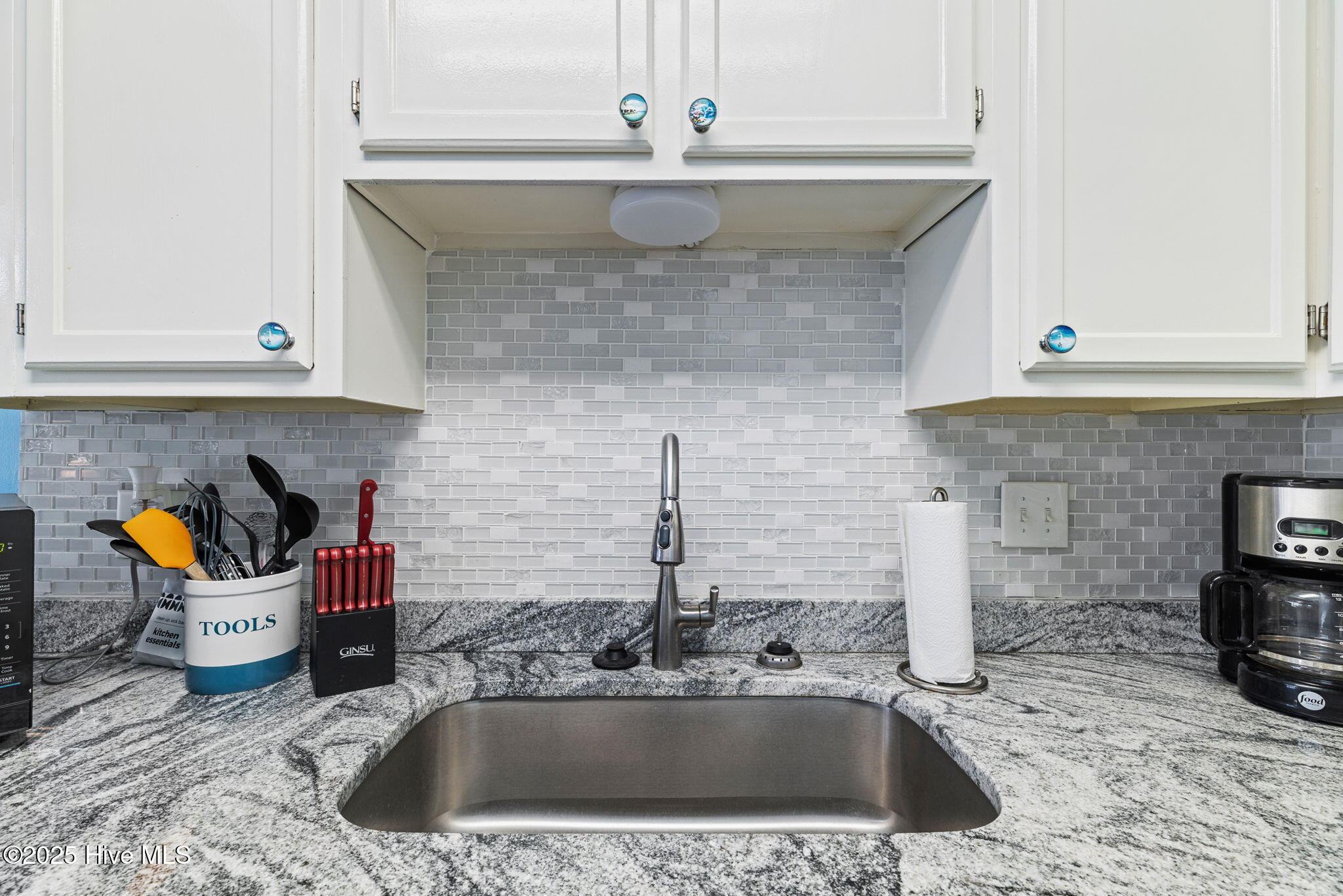 100546848 | Photo 16