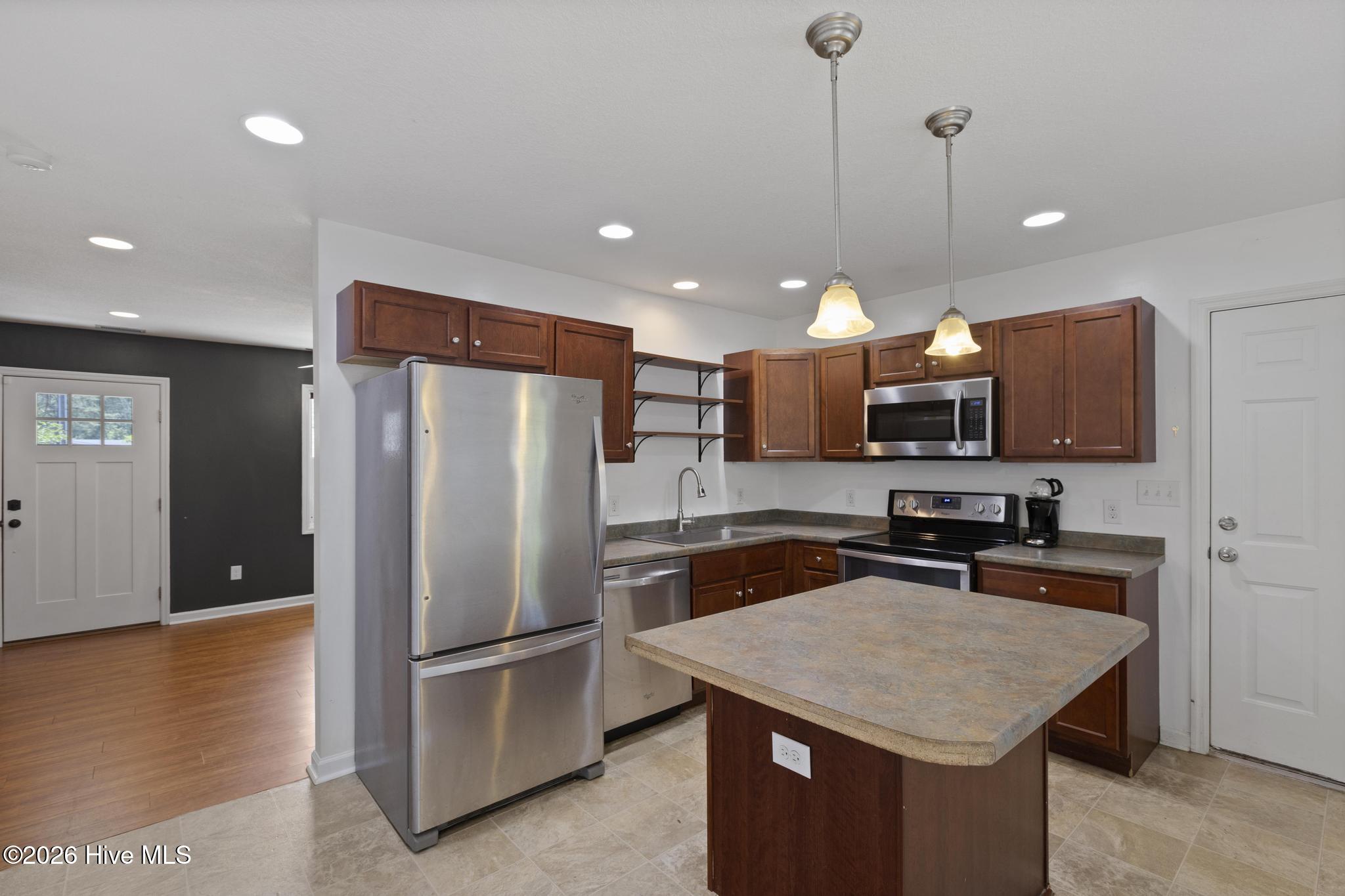 117 Brian'S Woods Road,Maple Hill