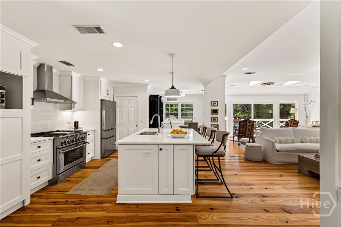 Modern Gourmet Kitchen