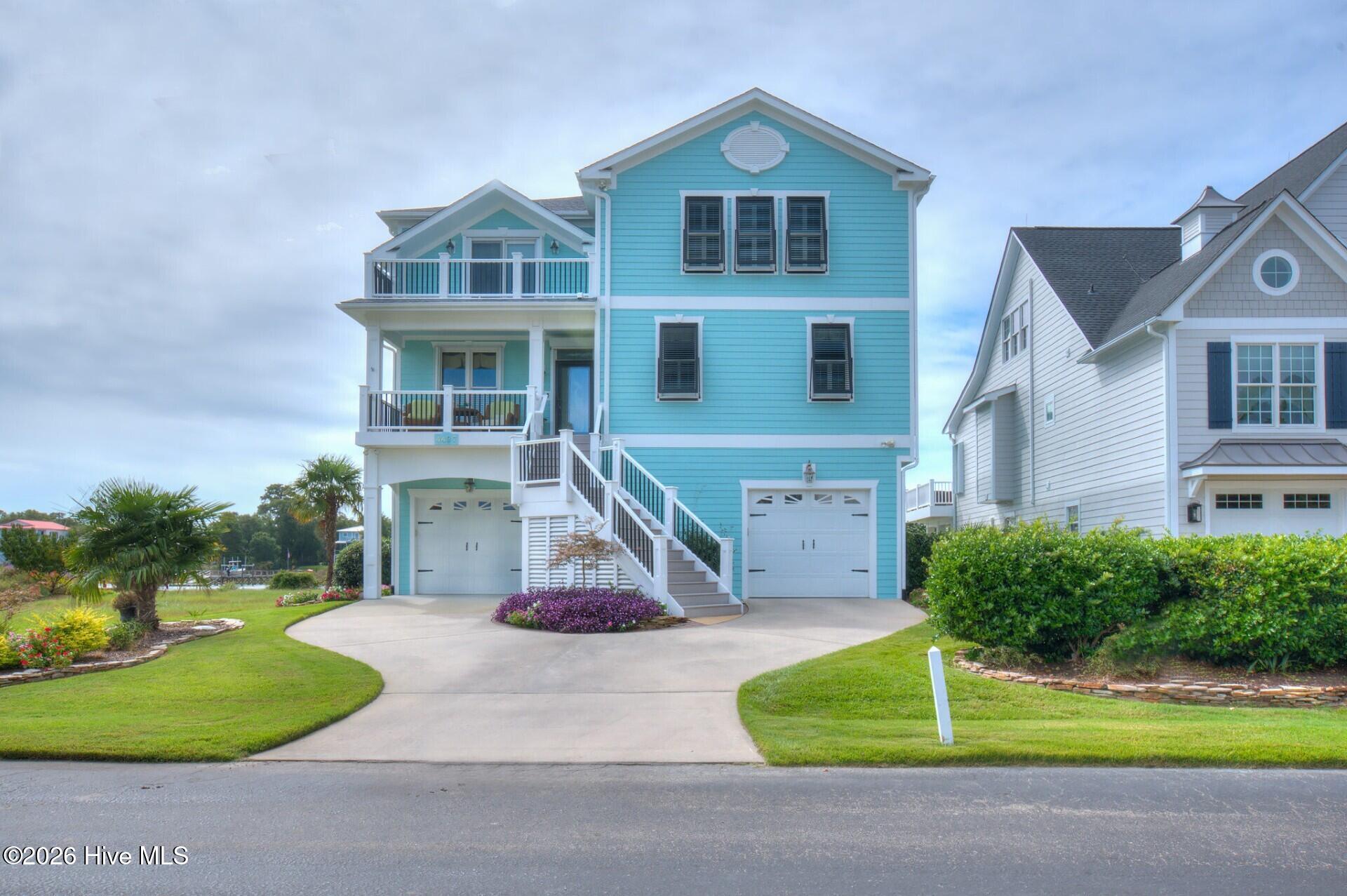 100553459 | Photo 111