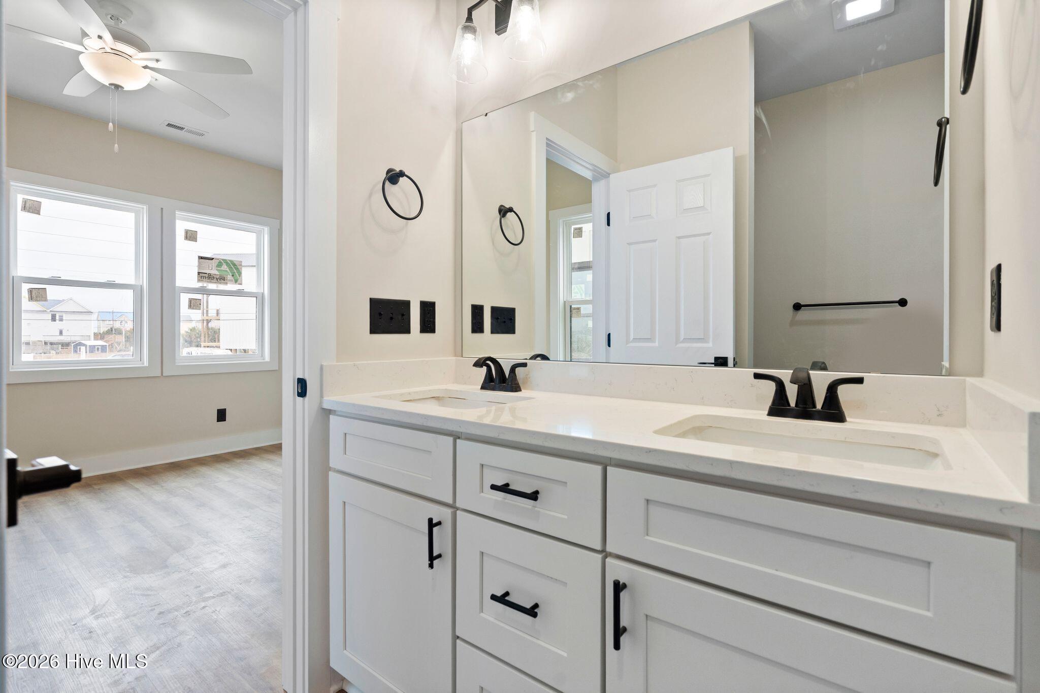 209 Shell Road UNIT 3b, Surf City, NC, 28445