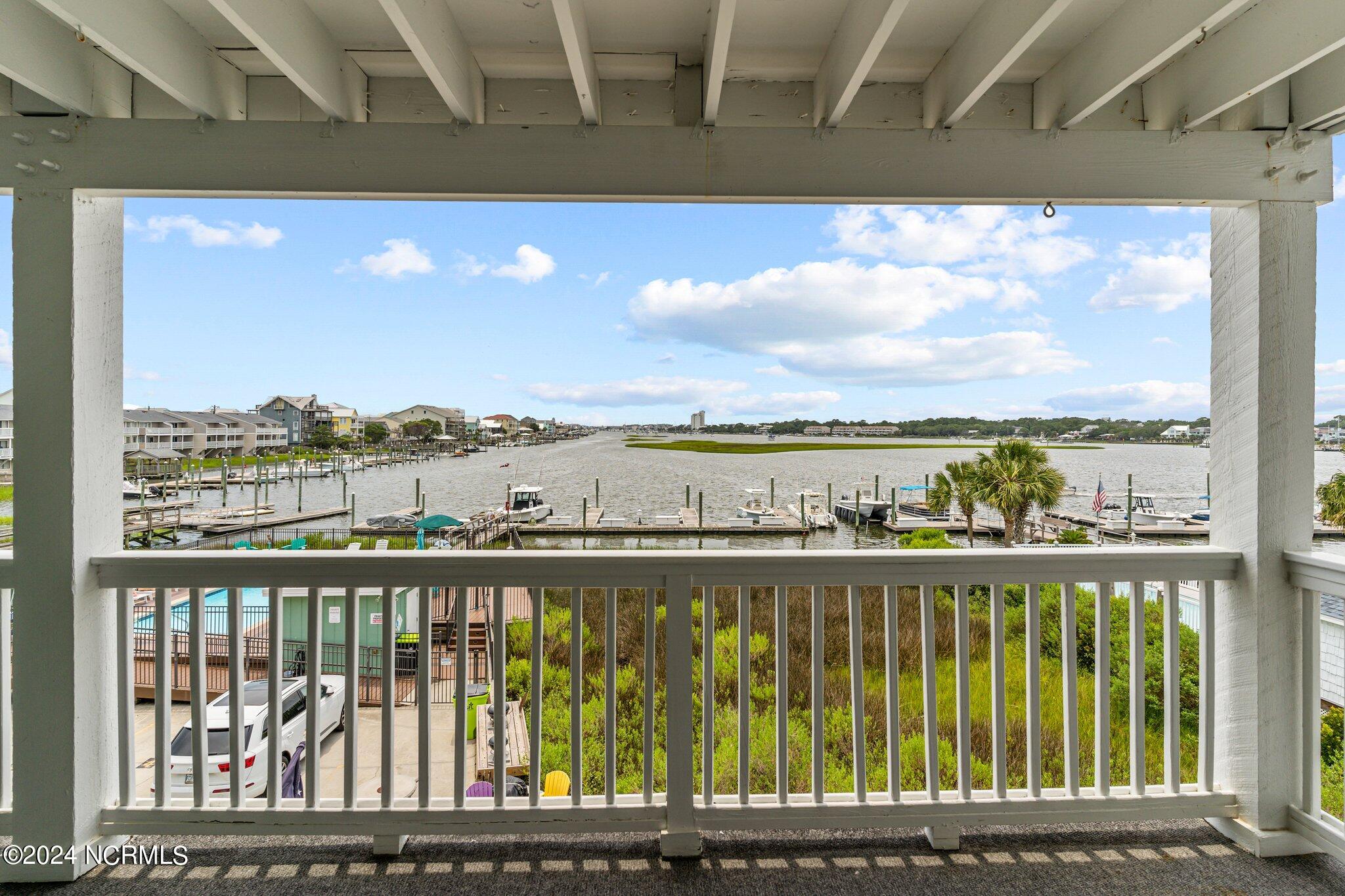 111 Florida Avenue UNIT Apt 10, Carolina Beach, NC, 28428