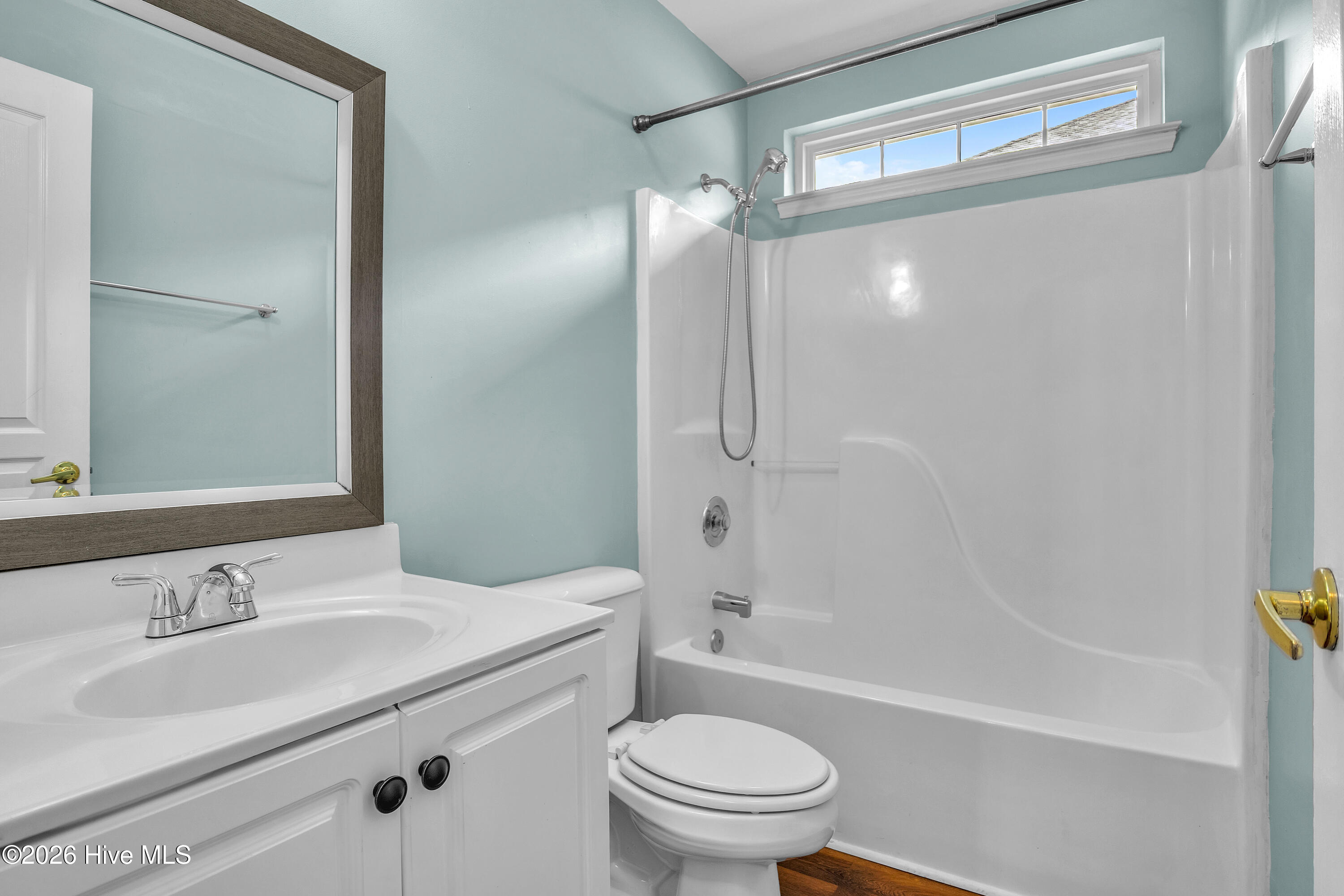 100560677 | Photo 29