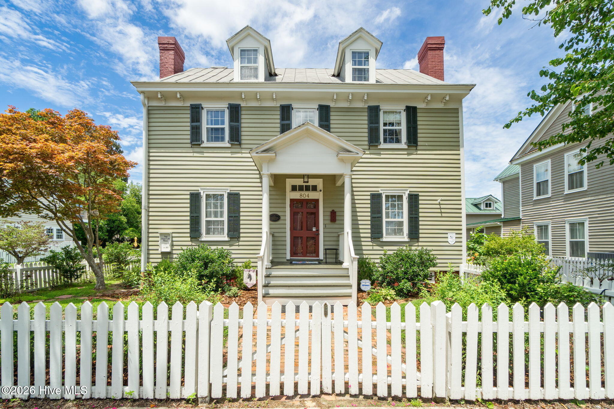 1-web-or-mls-Styron Photo 804 Pollock St