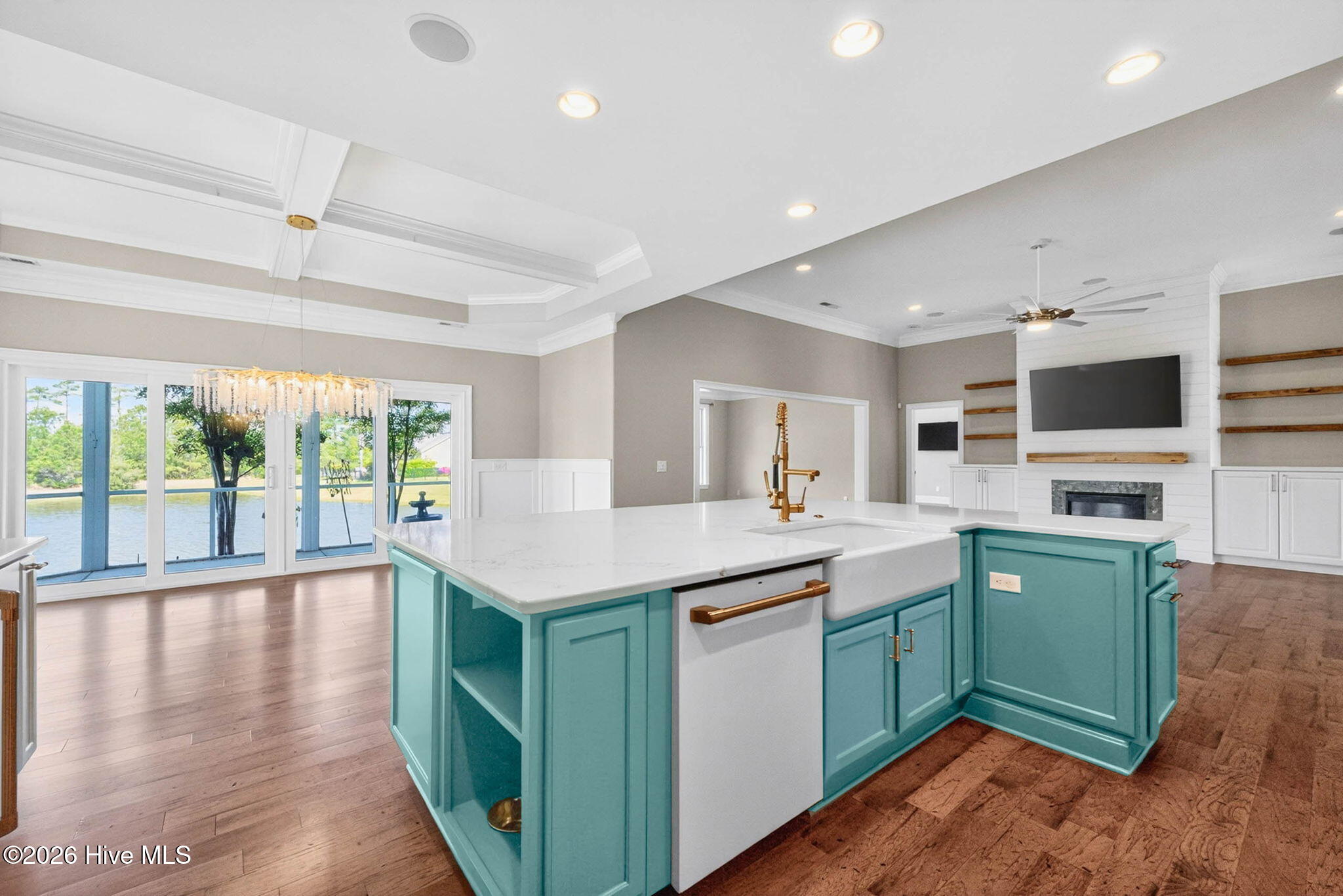 100567612 | Photo 20