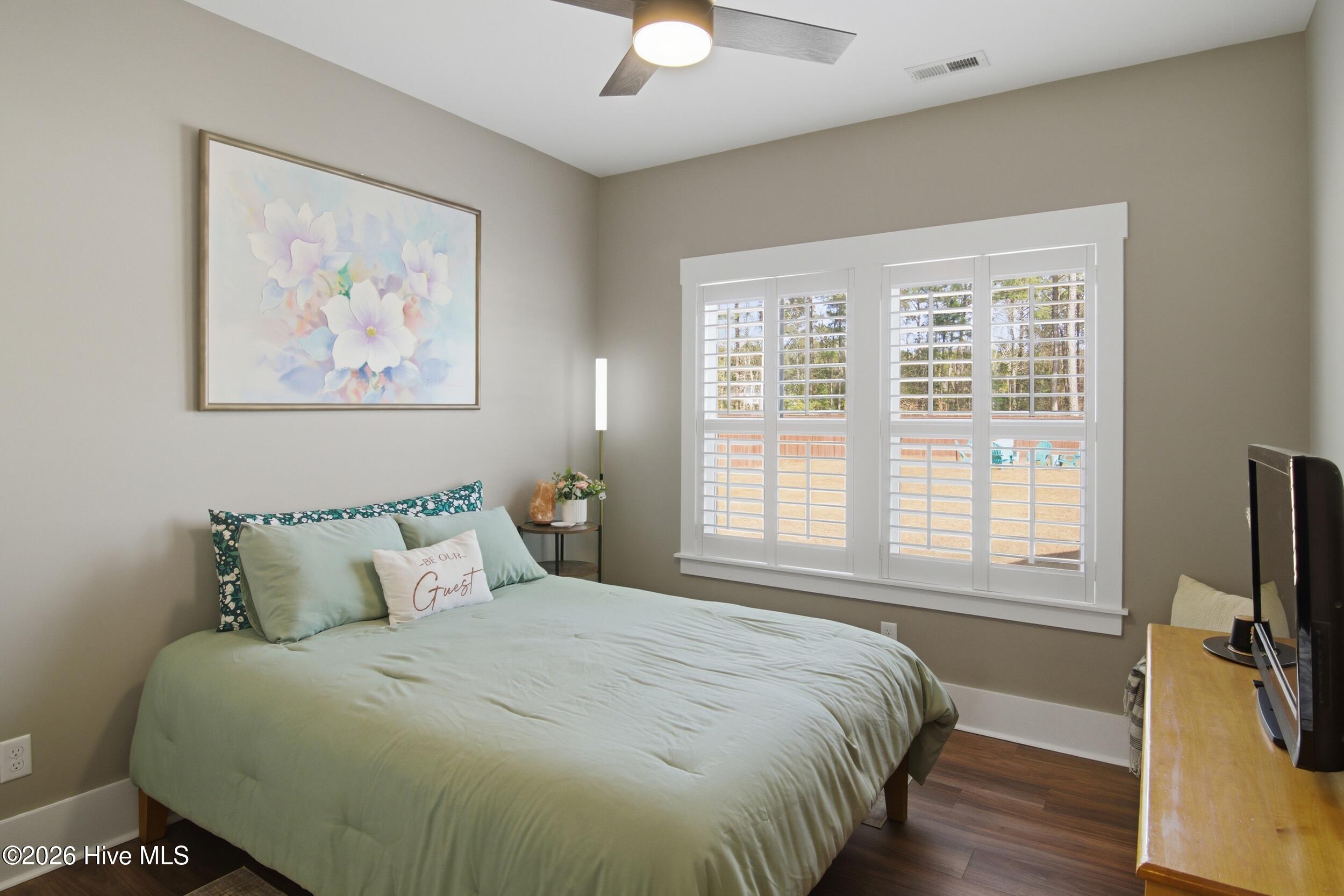 100551617 | Photo 26