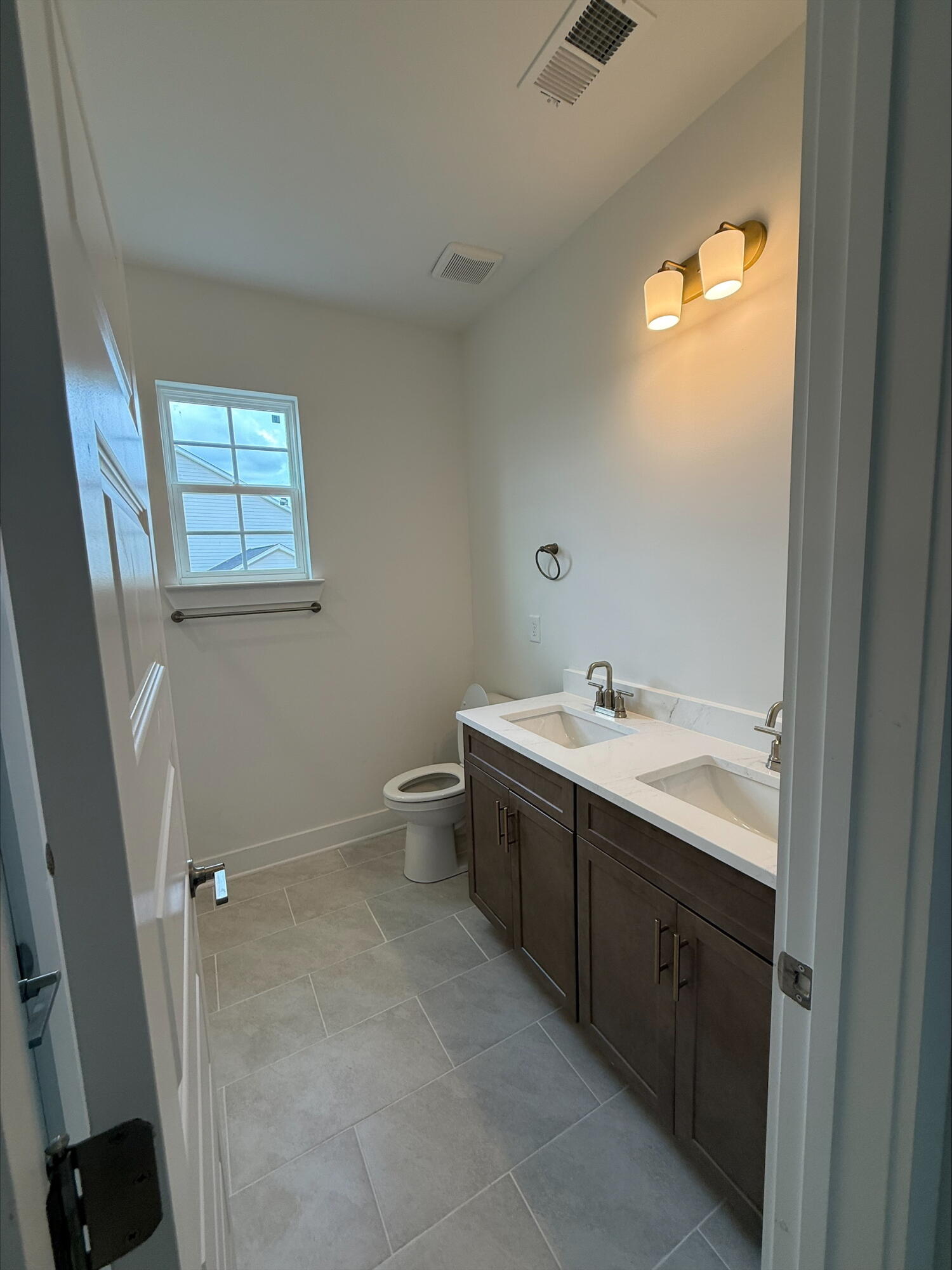 processed-DC3C3520-F7D2-4C1B-9A77-88C629