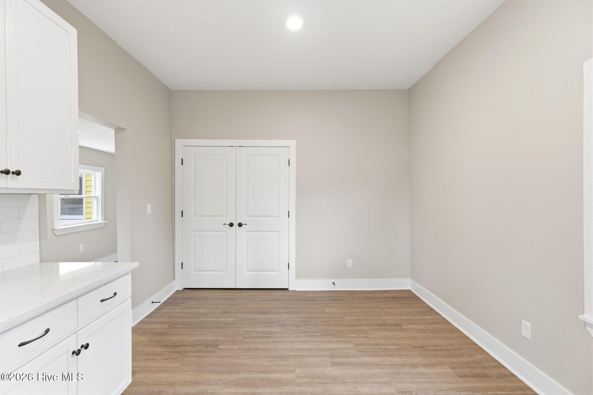 100562420 | Photo 32