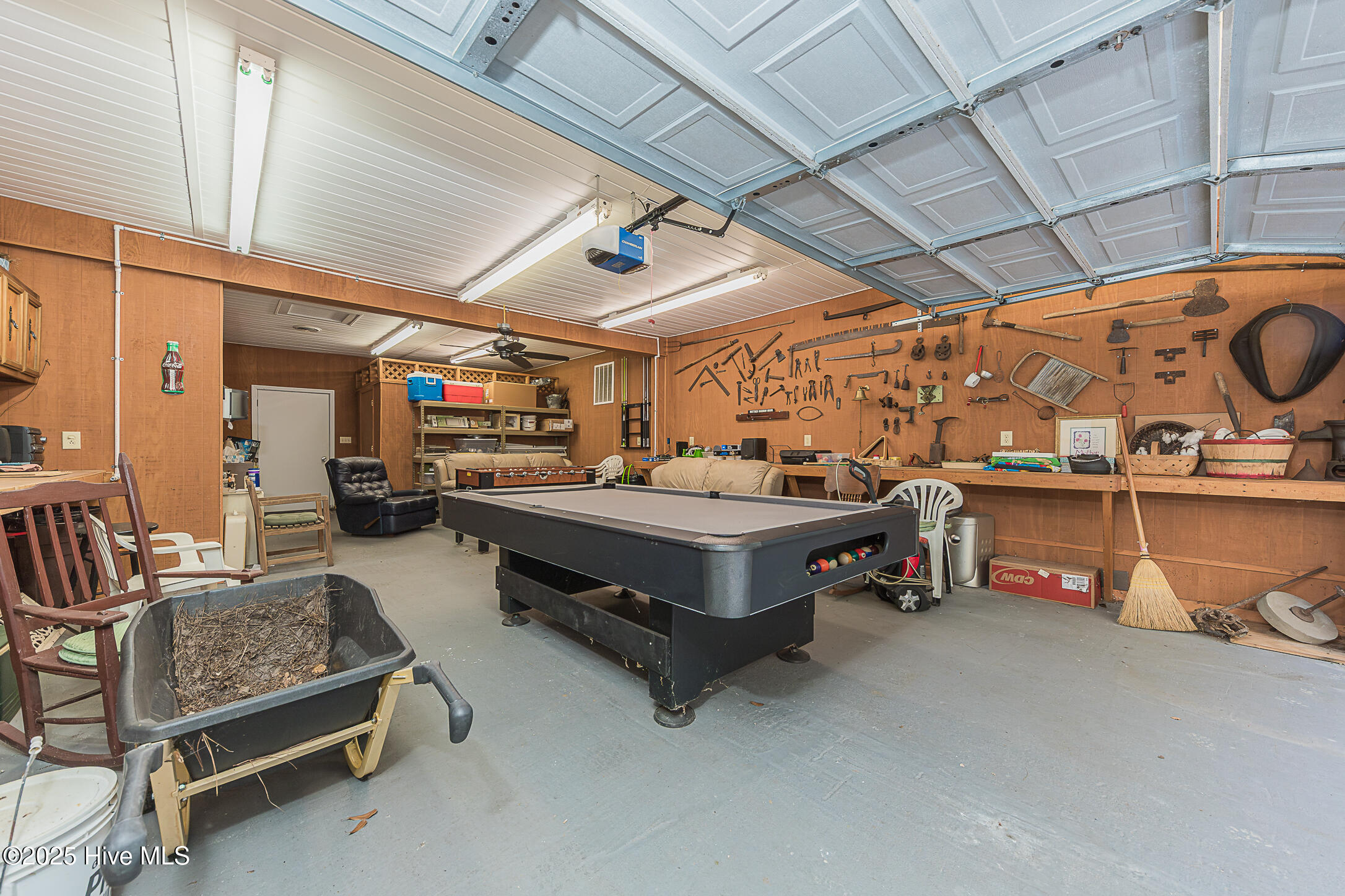 100542740 | Photo 63