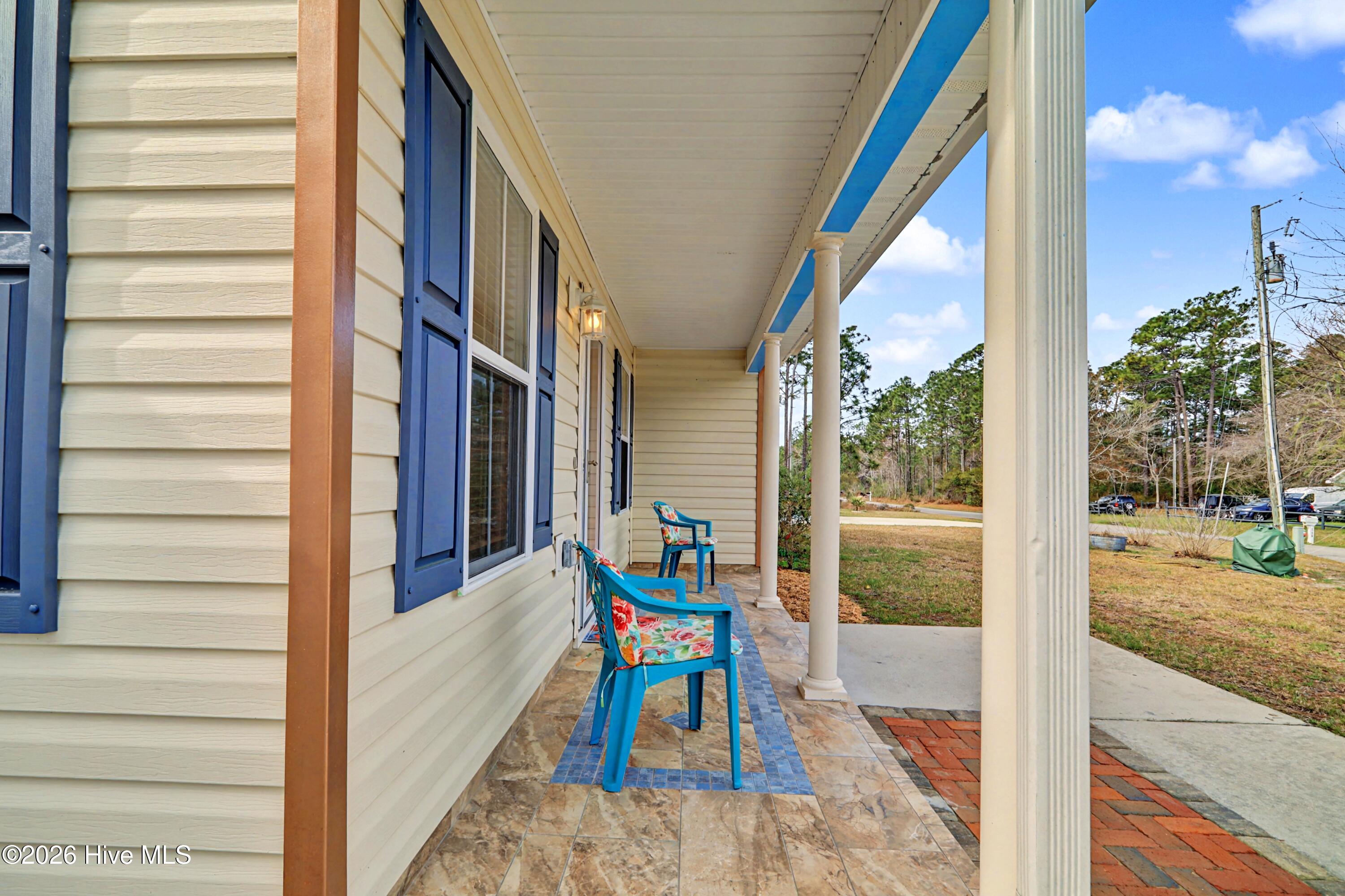 100562113 | Photo 25