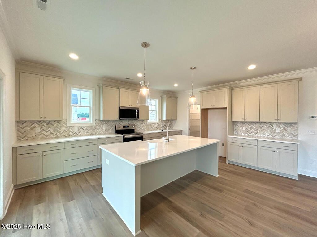 100510036 | Photo 27