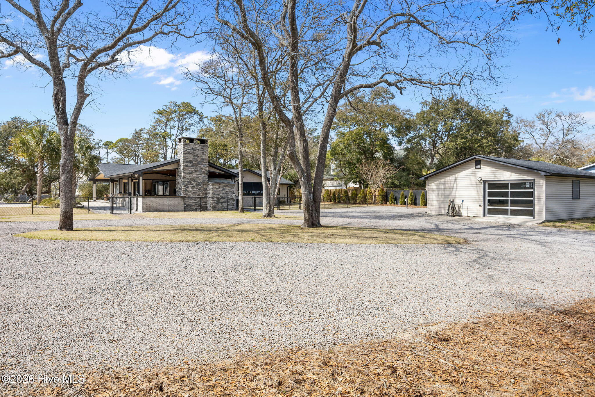 100560394 | Photo 46