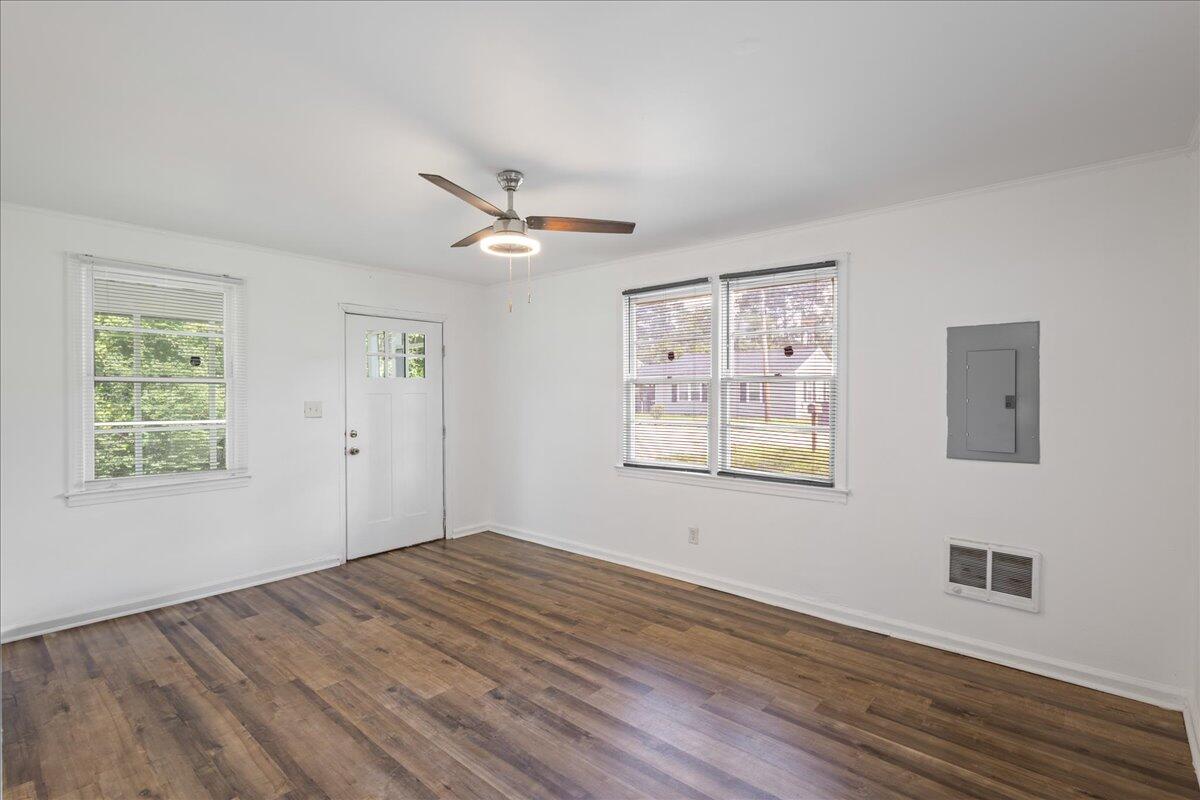 09-521 Rachael Street-15 - Copy - Copy