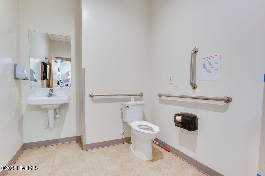 4275 Western Boulevard, Jacksonville, NC, 28546