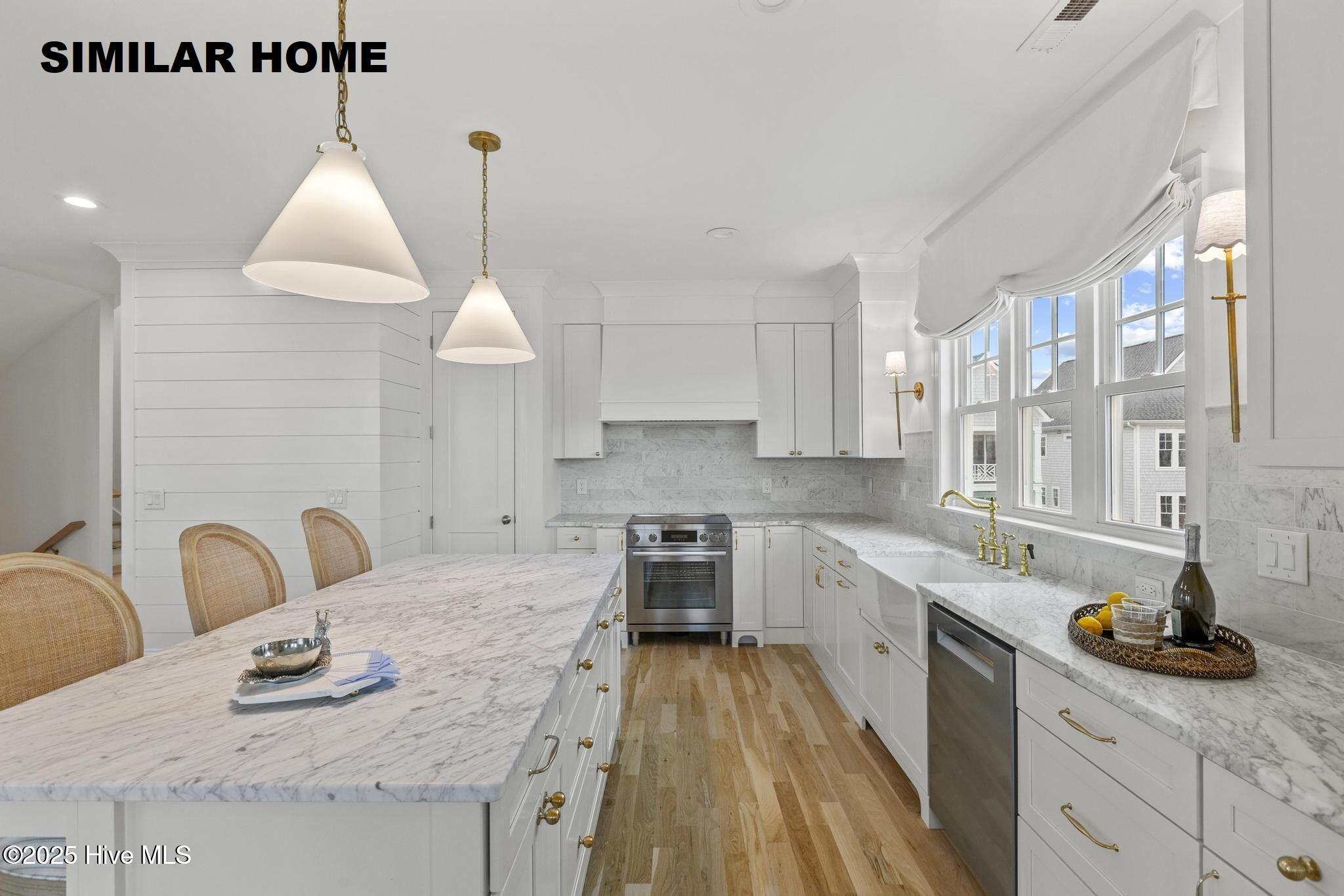 100519432 | Photo 43