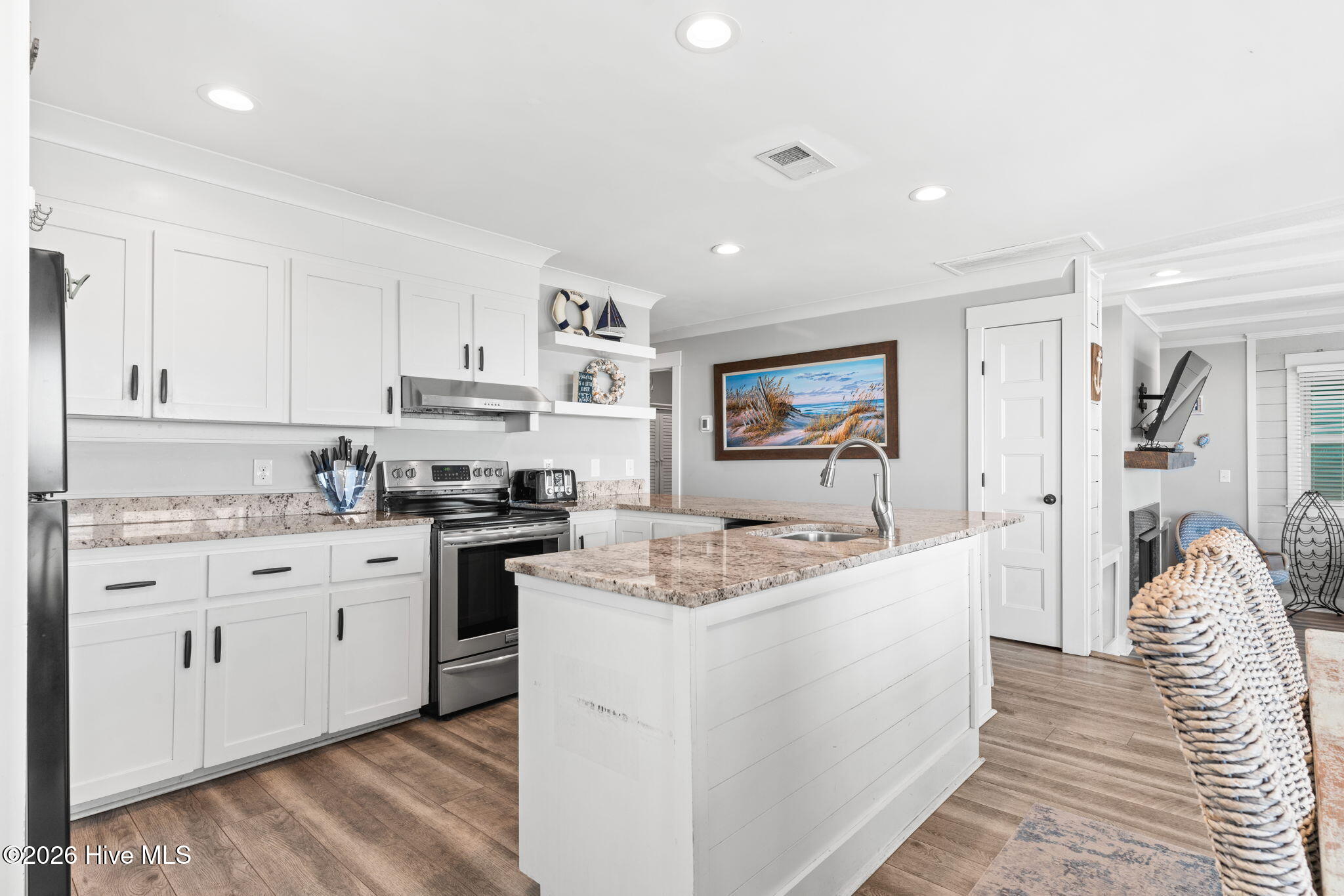 100552493 | Photo 10