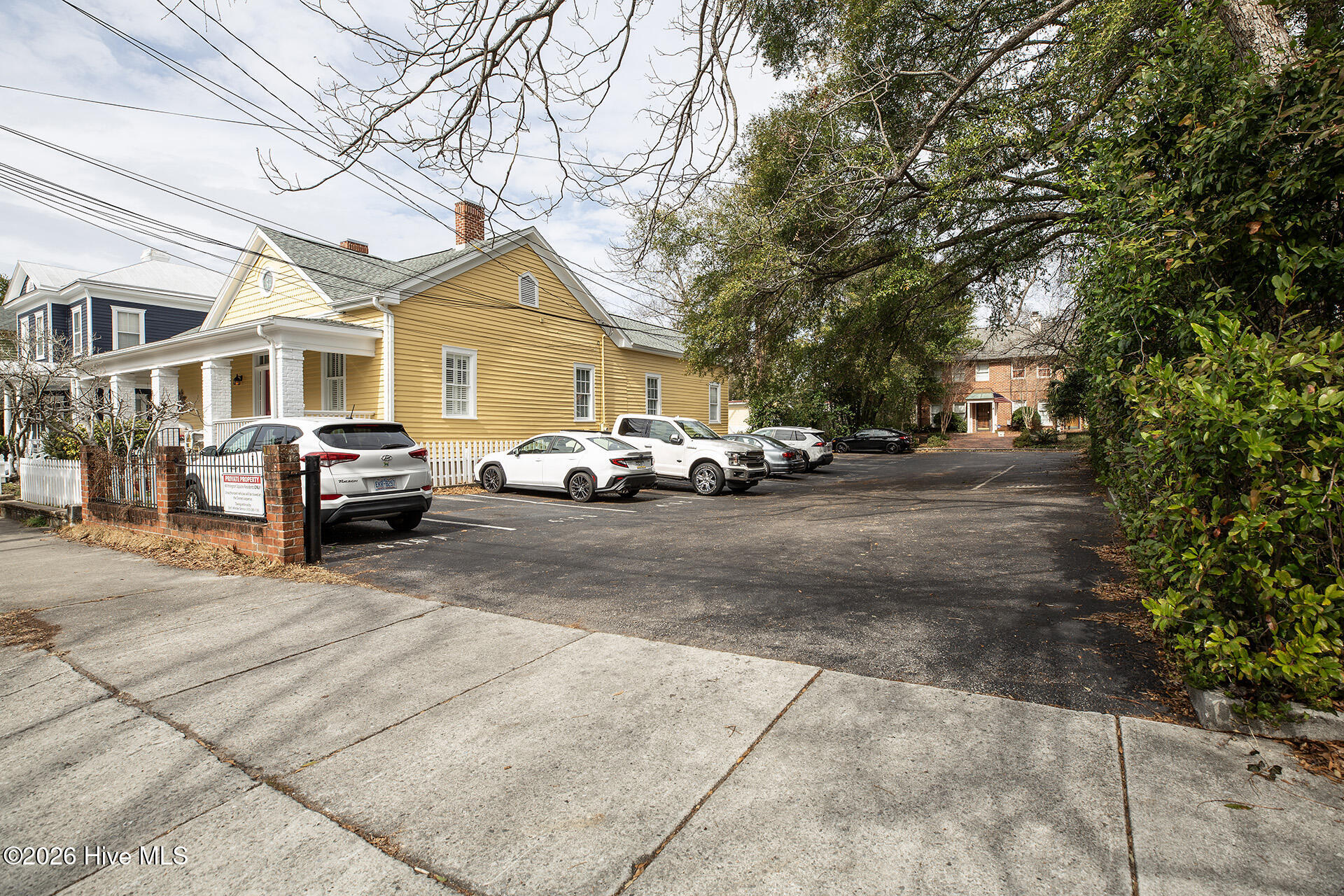 100555929 | Photo 32