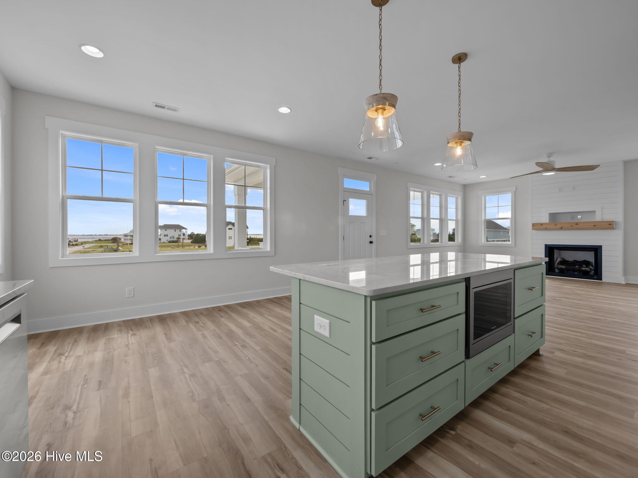 656 Fishermans Point,Newport