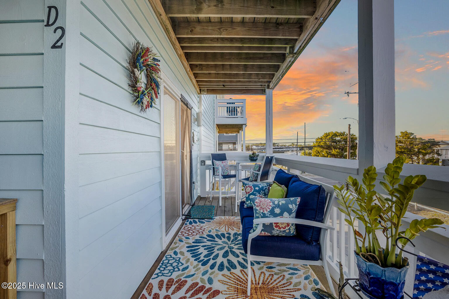 100541964 | Photo 21