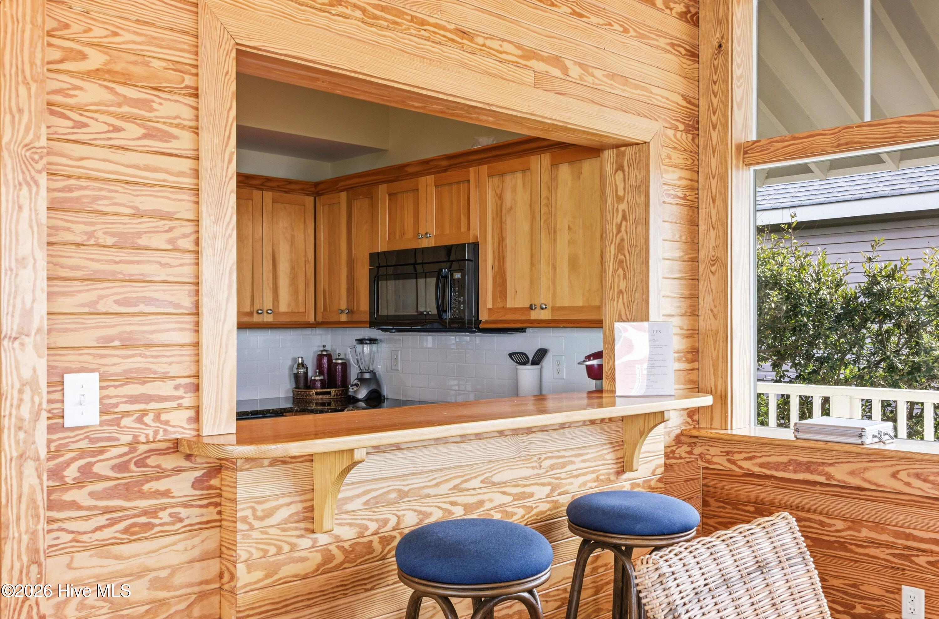 100530146 | Photo 64