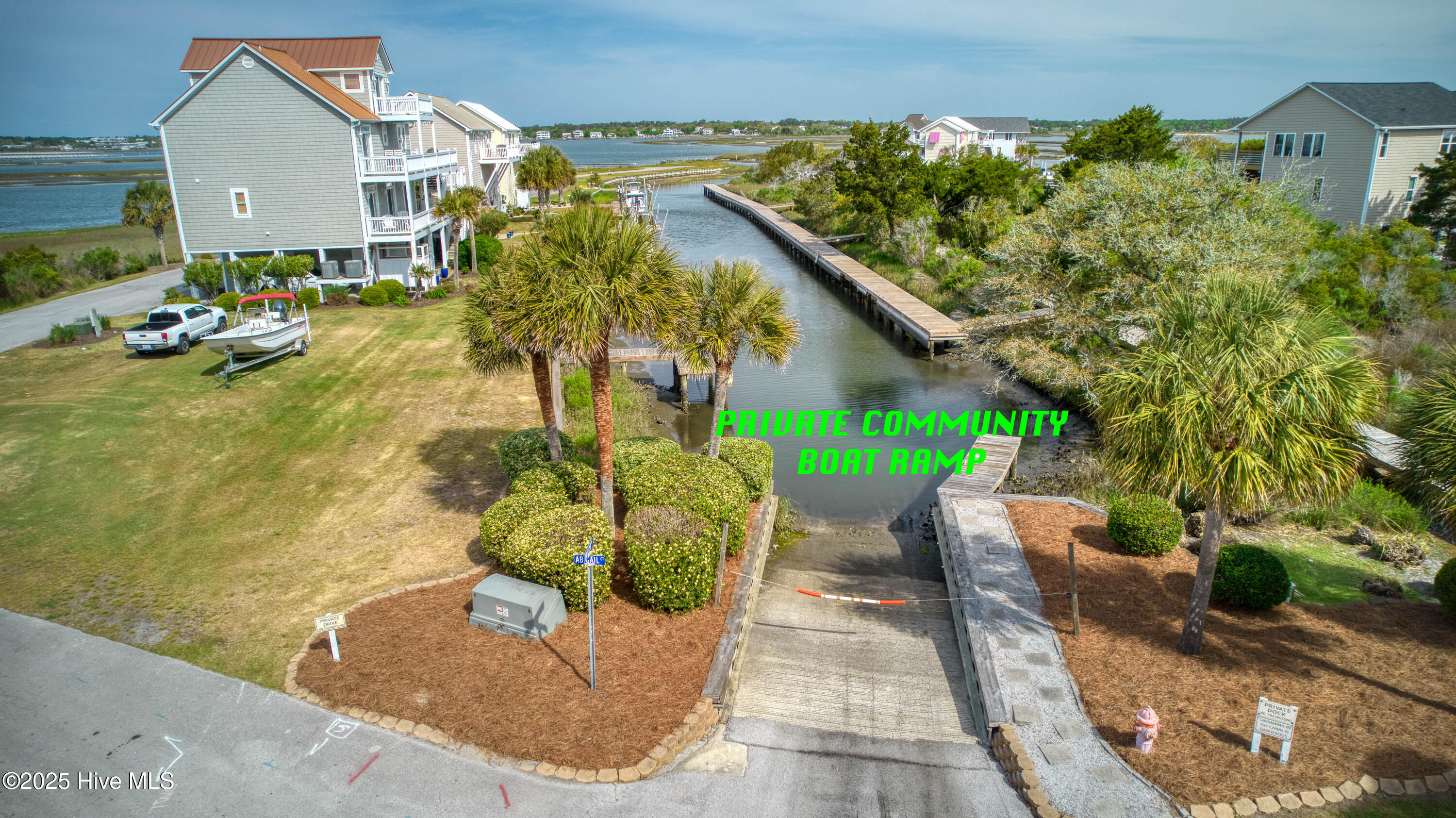 100502638 | Photo 47