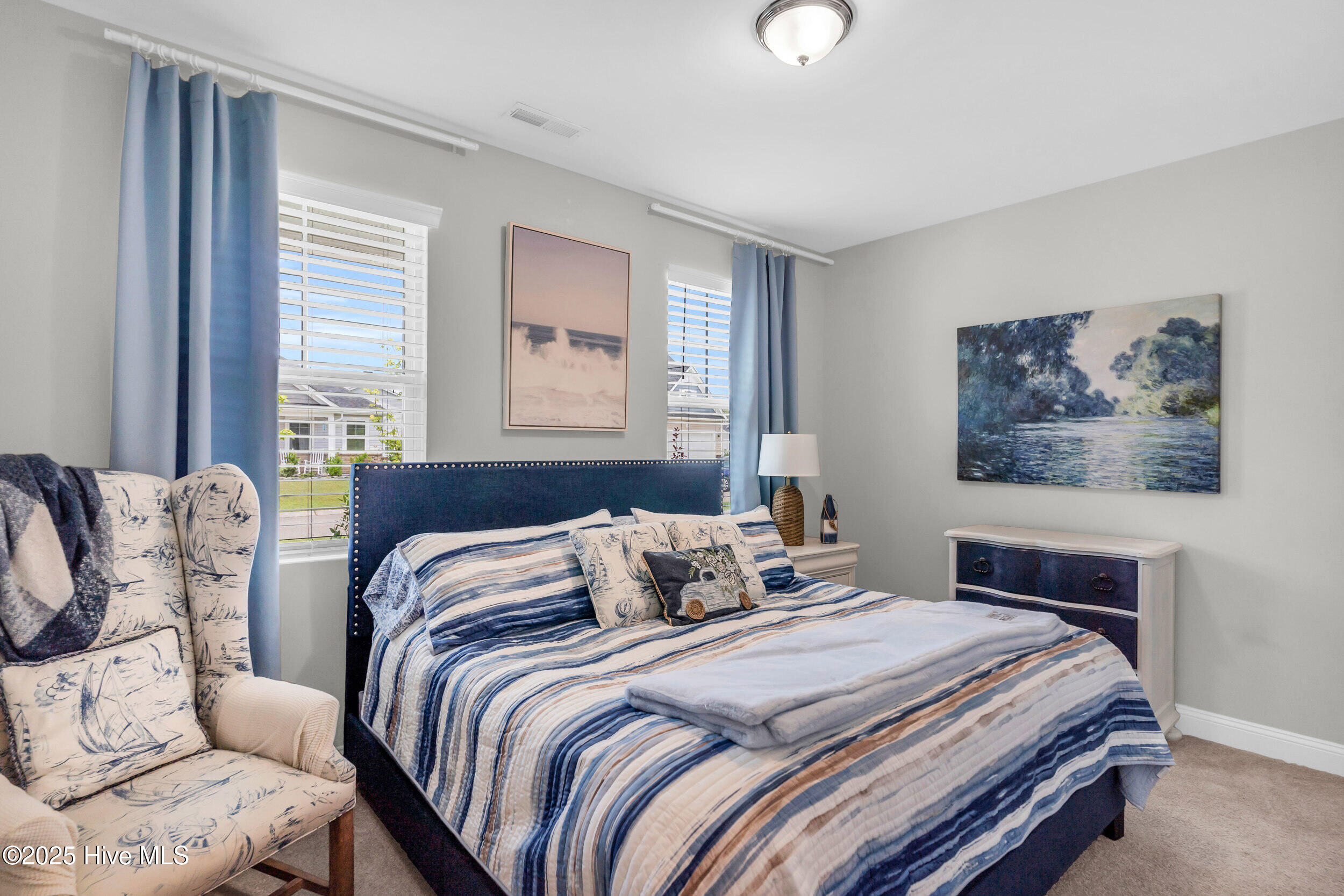 100510048 | Photo 20