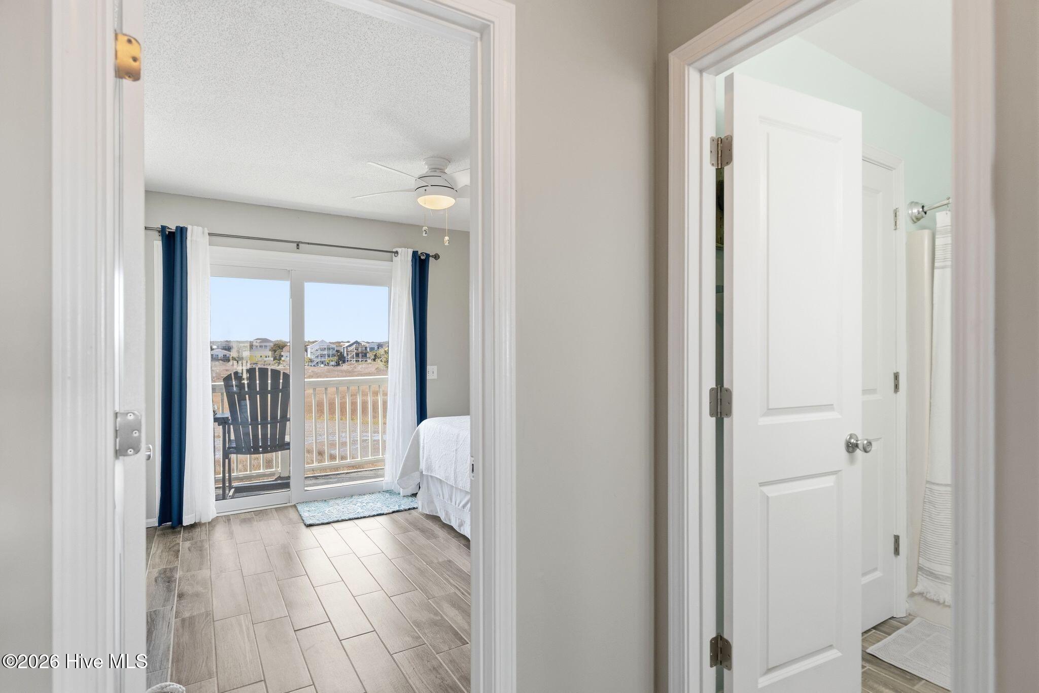 100556792 | Photo 22