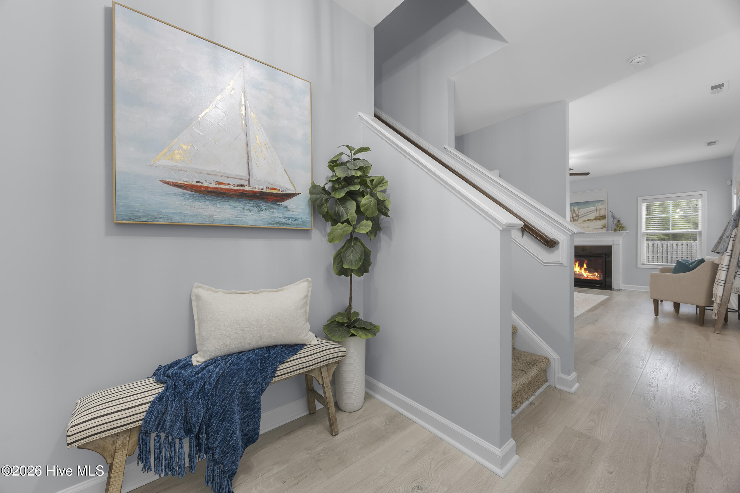 100557313 | Photo 12