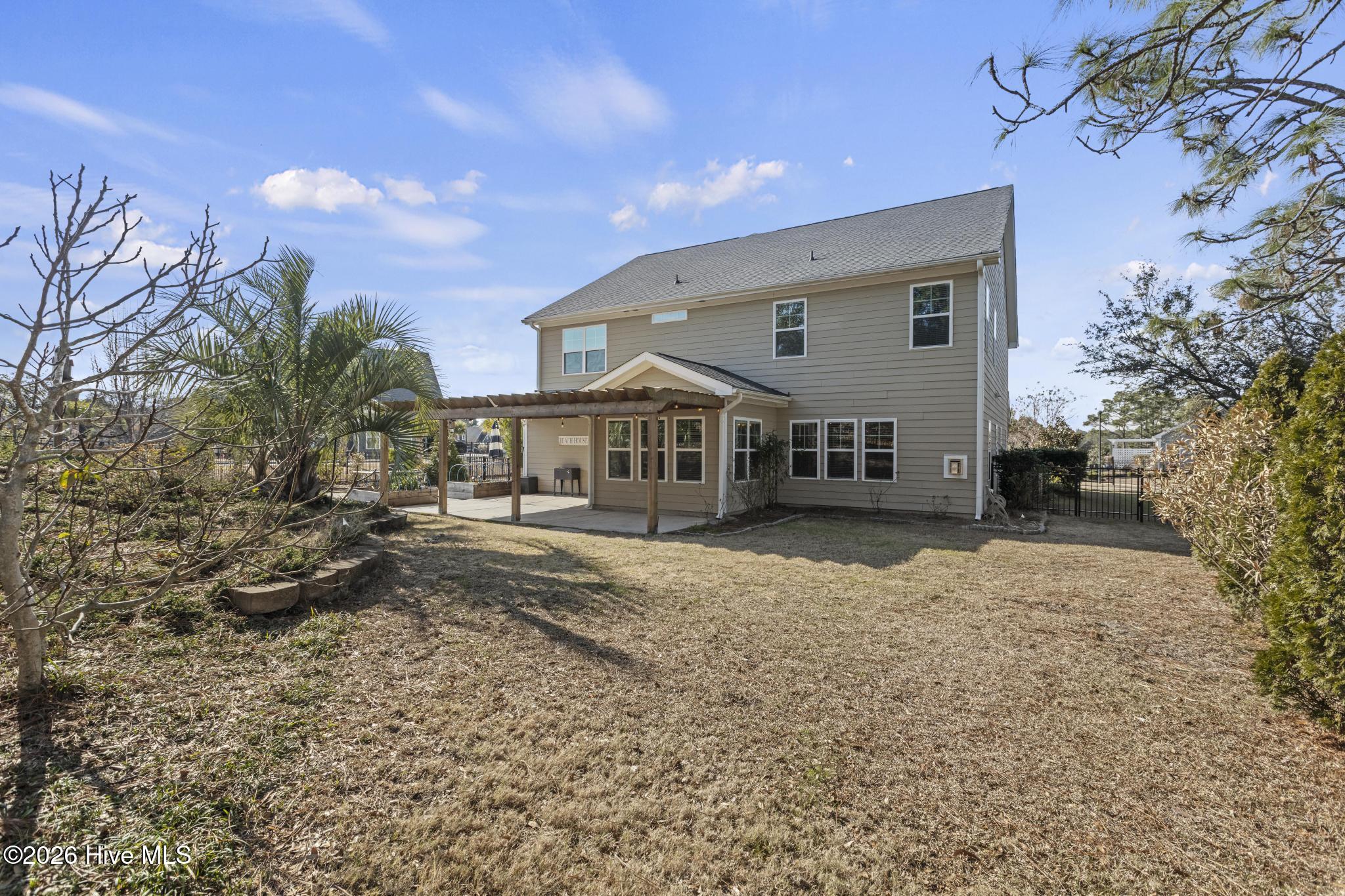 100554493 | Photo 51