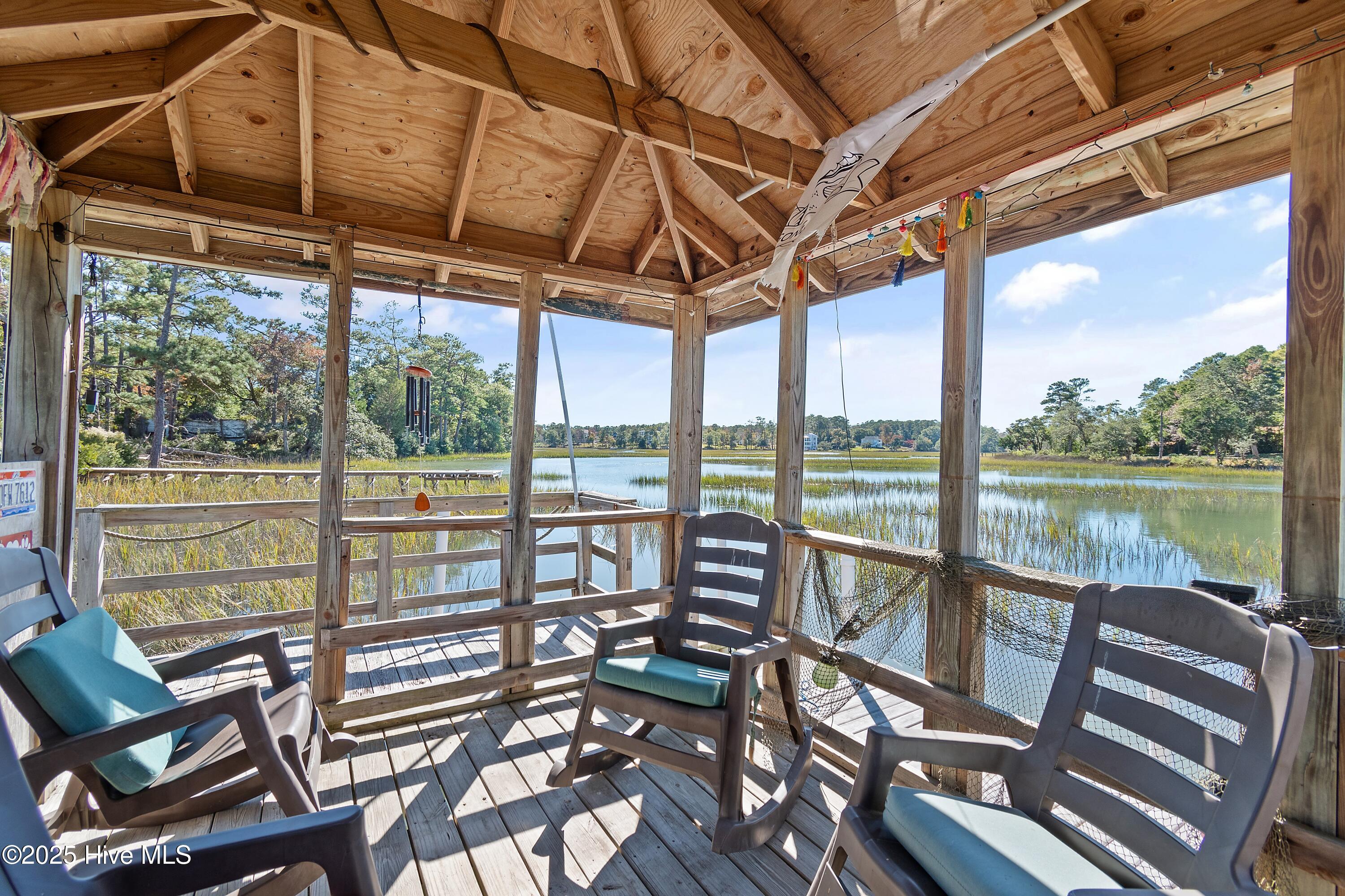 100539191 | Photo 51