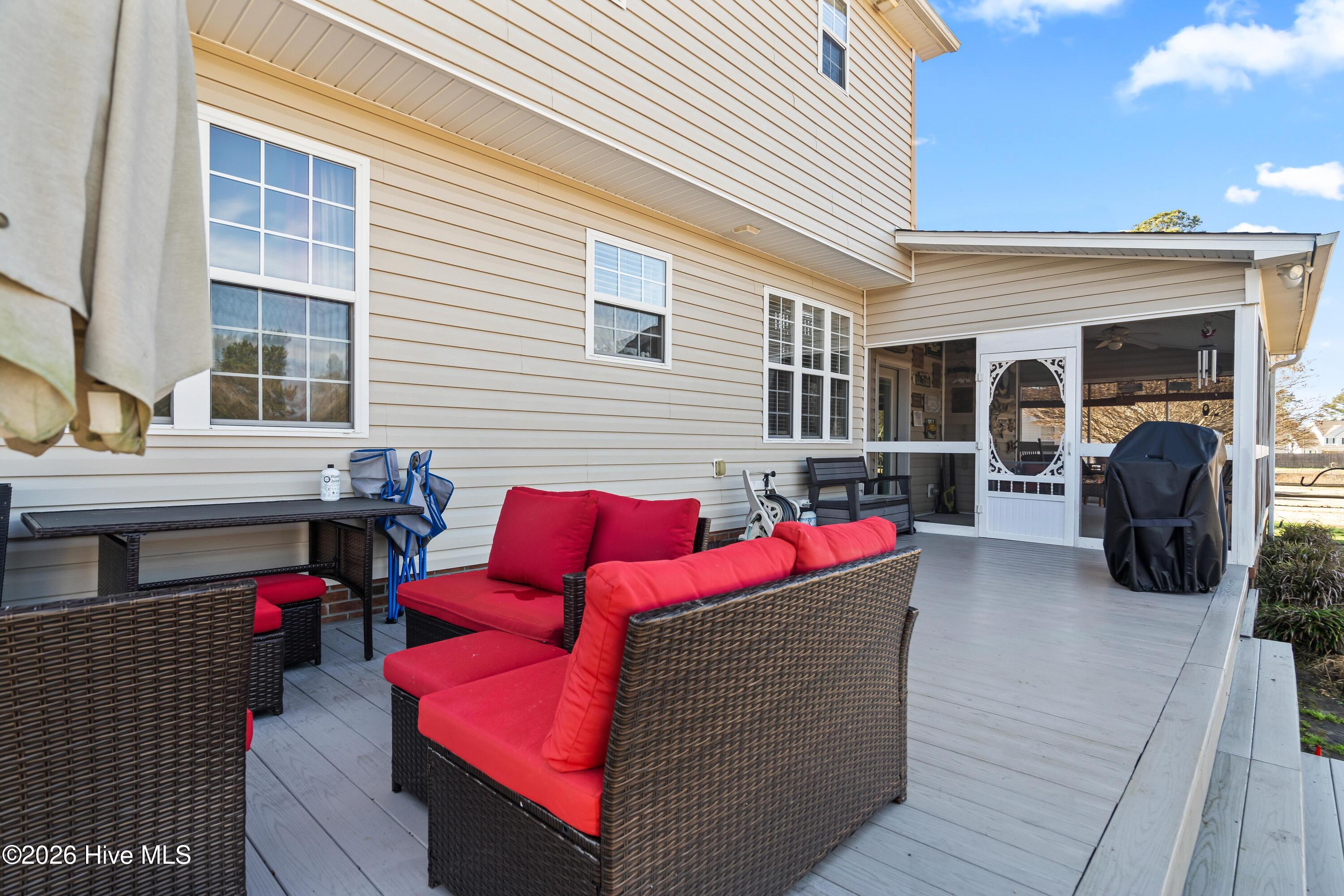 100550055 | Photo 49