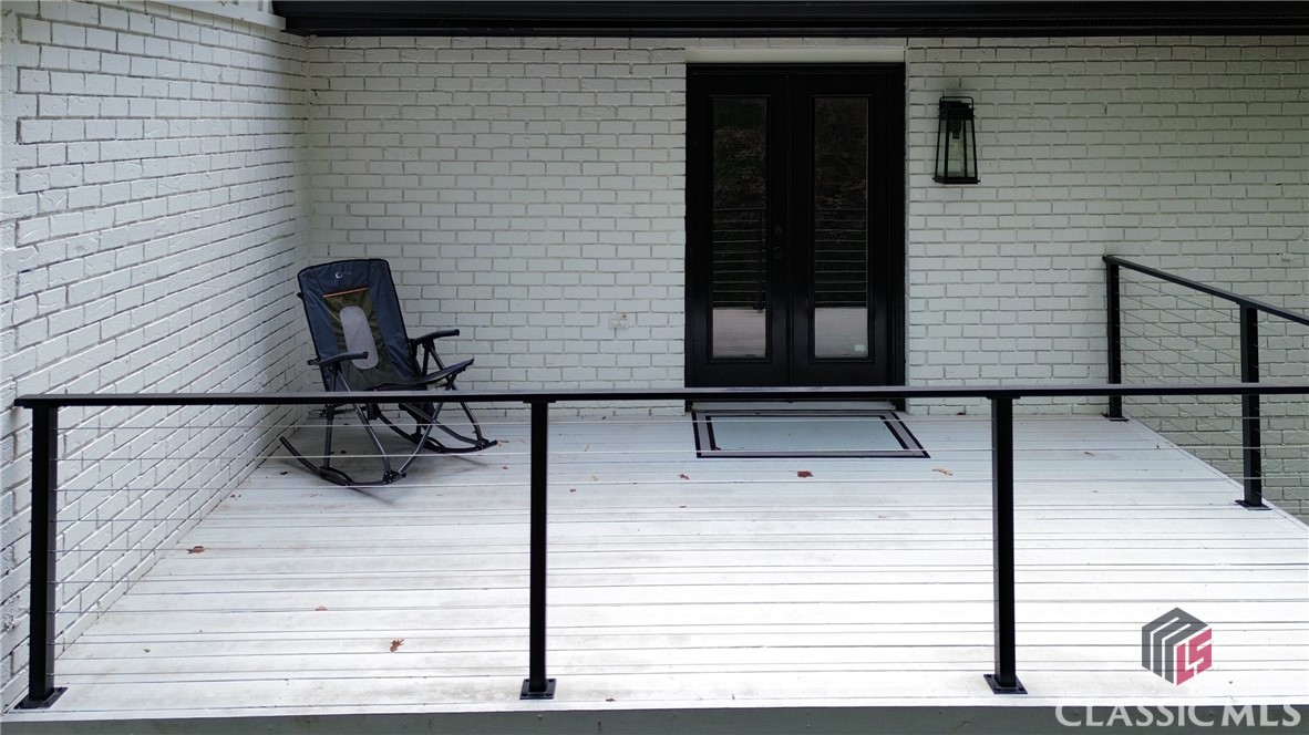 1041 Hollow Creek Way