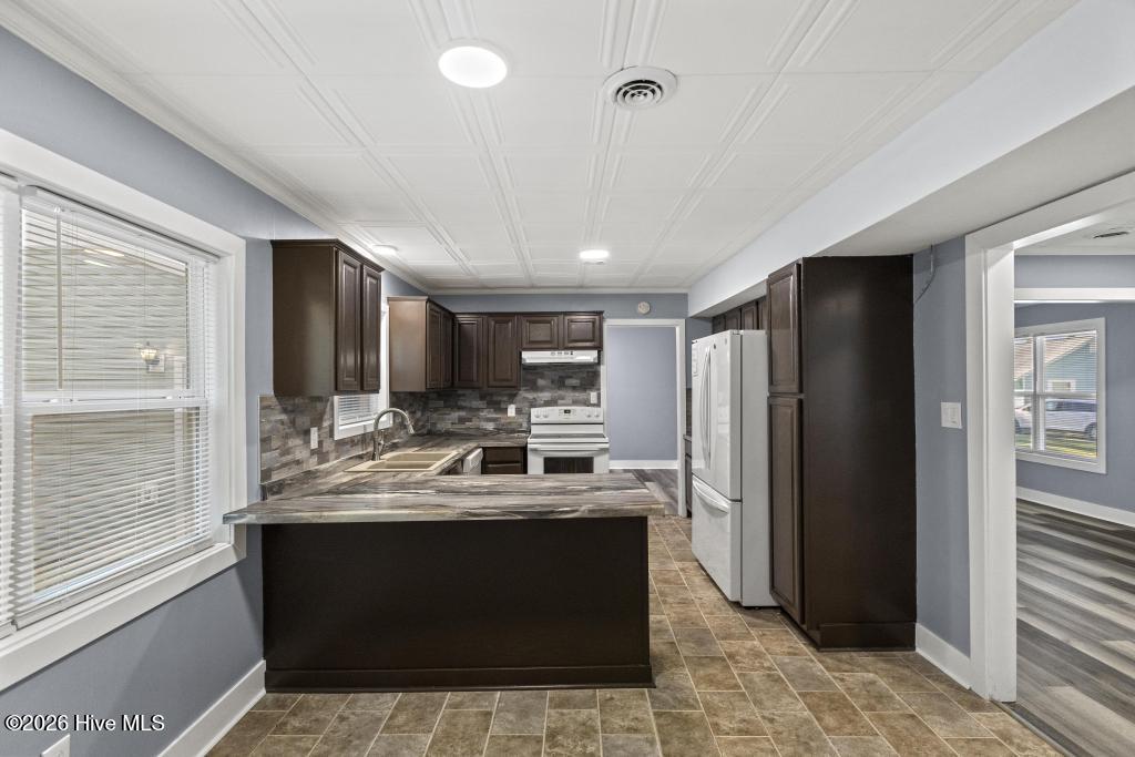 211 Warren Court,Jacksonville