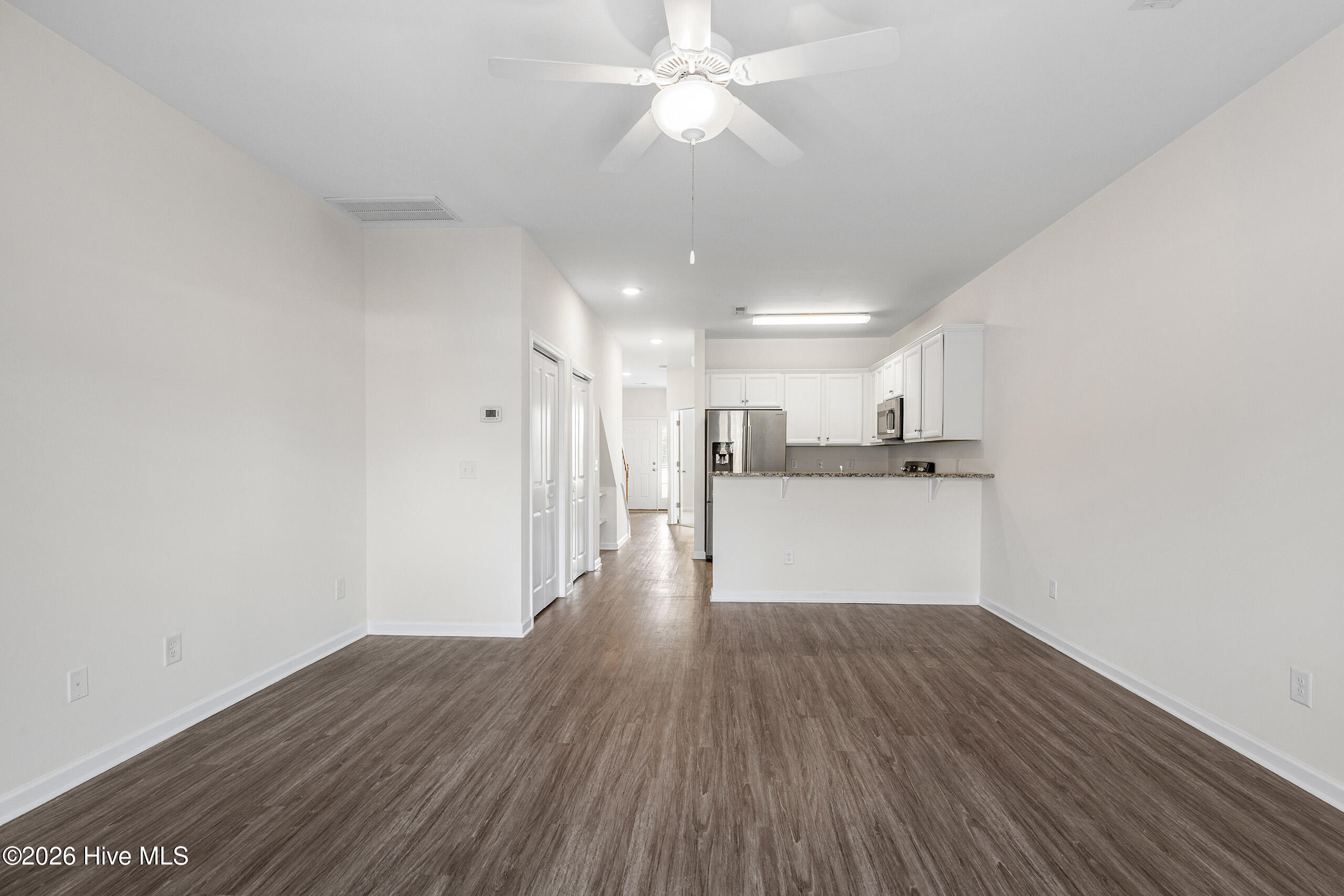 100567584 | Photo 10