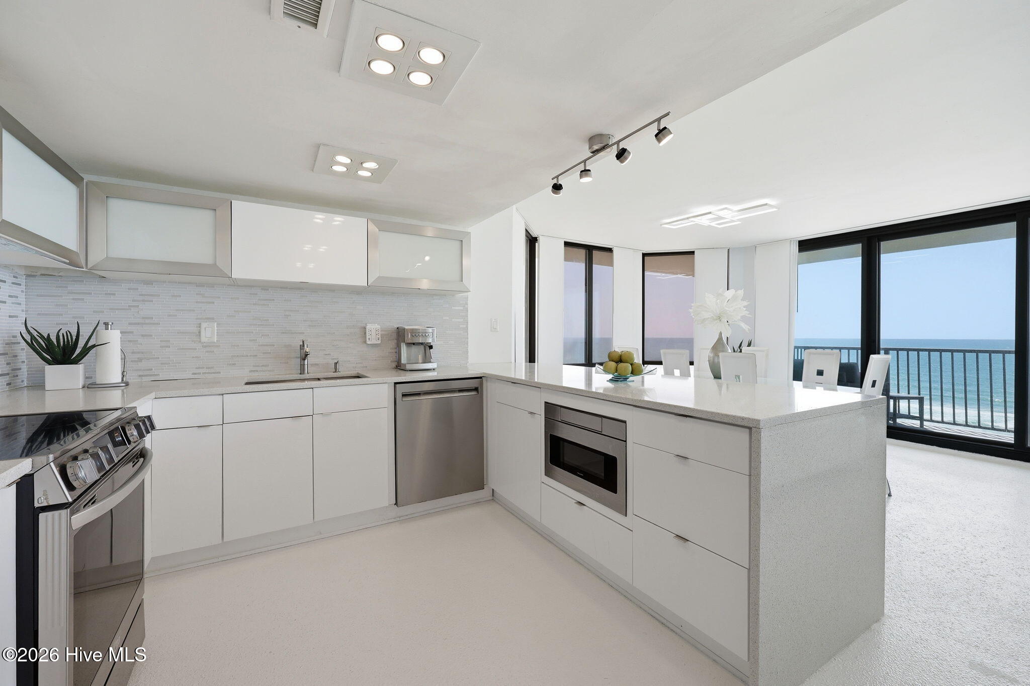 4110 Island Drive 506,North Topsail Beach