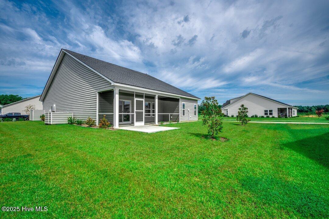 100527504 | Photo 25