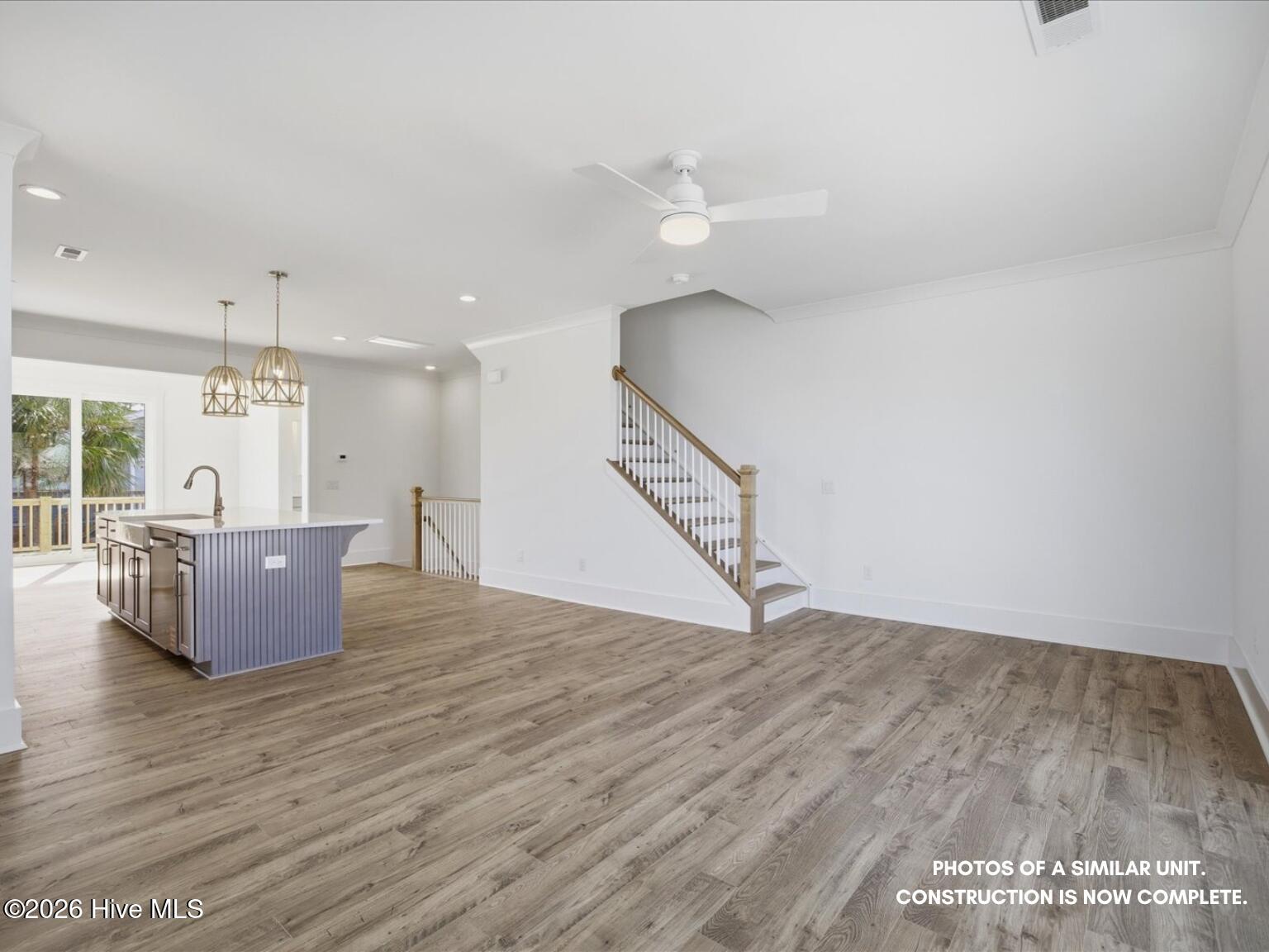 100544429 | Photo 10