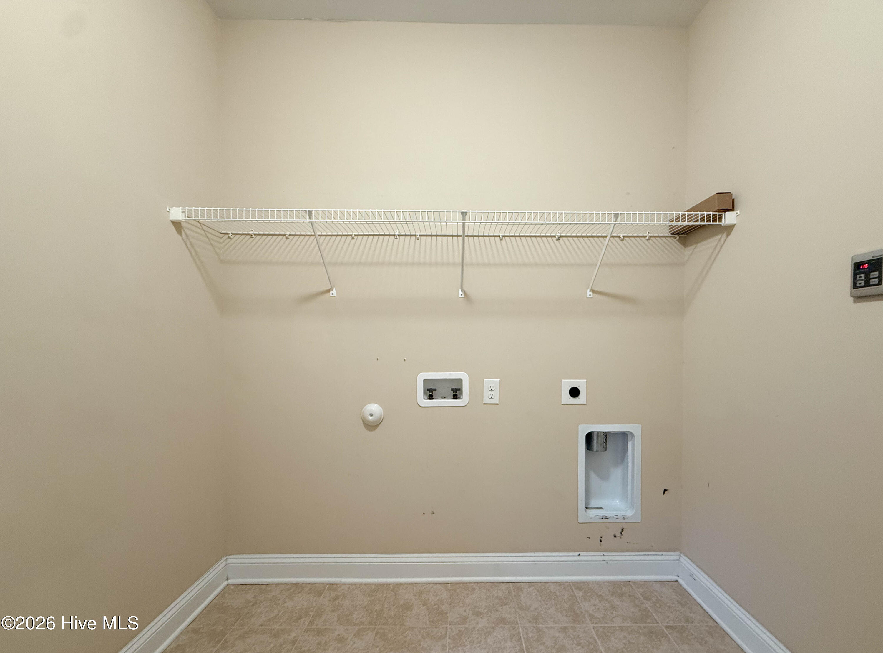 100564868 | Photo 52