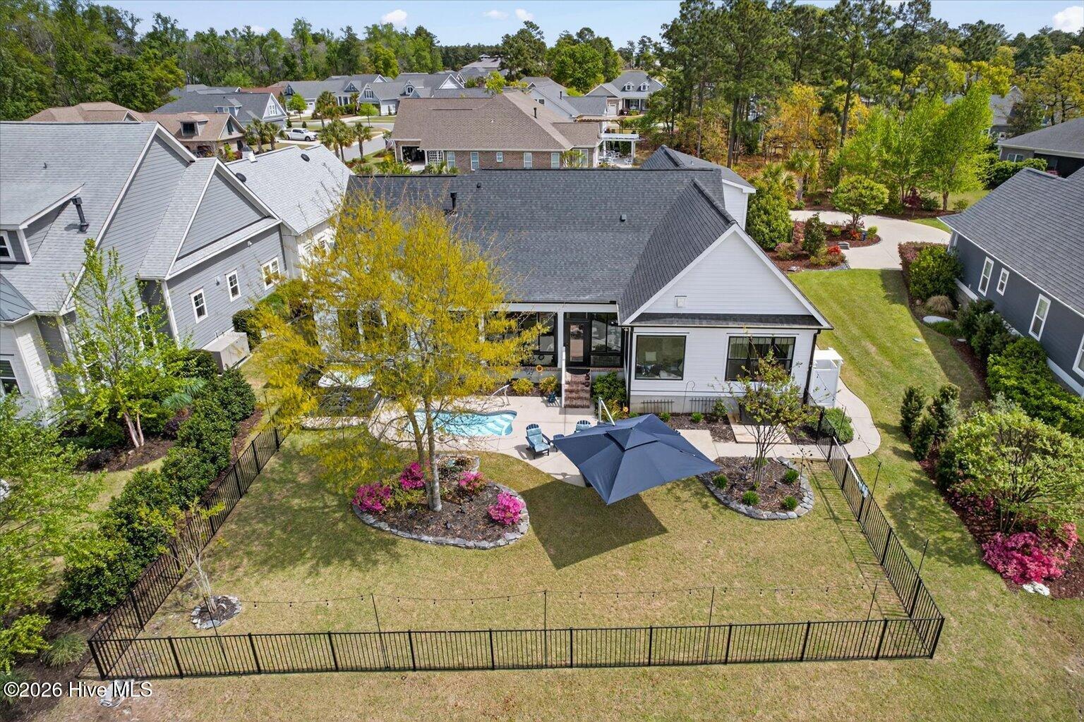 100566266 | Photo 59