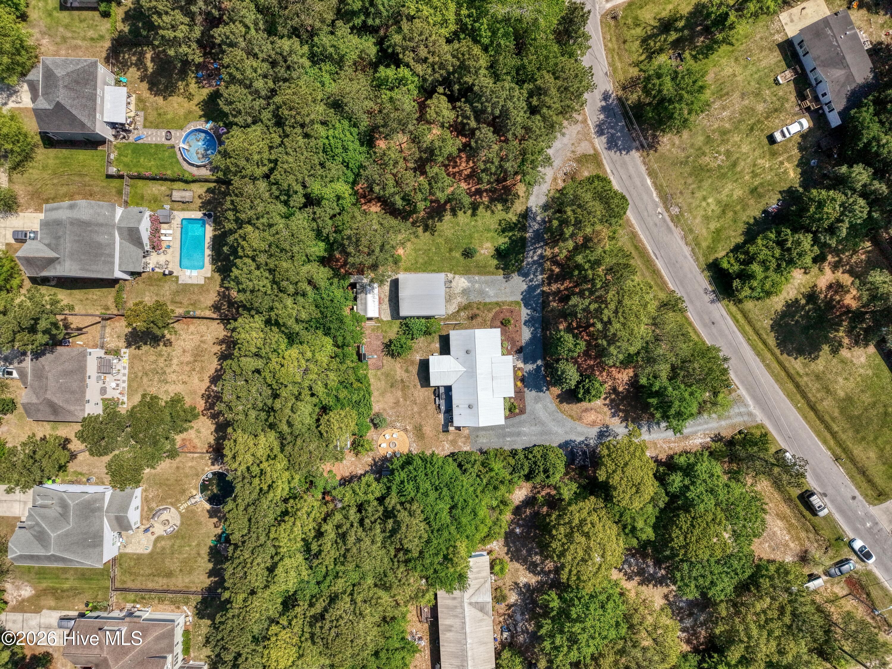 100570246 | Photo 39