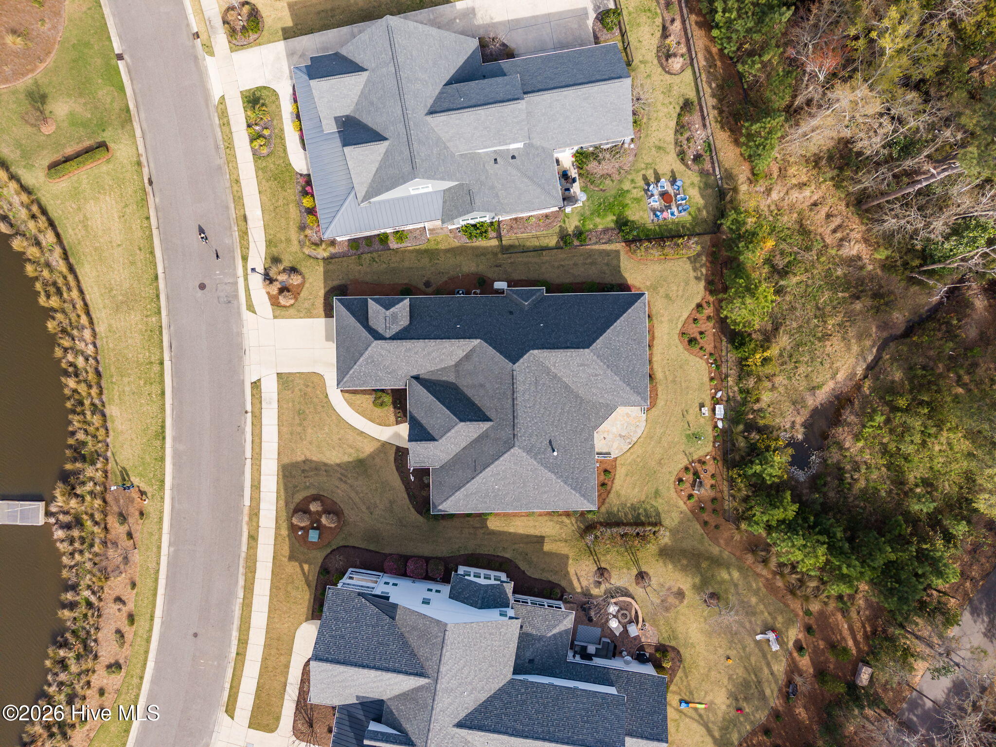 100561324 | Photo 37