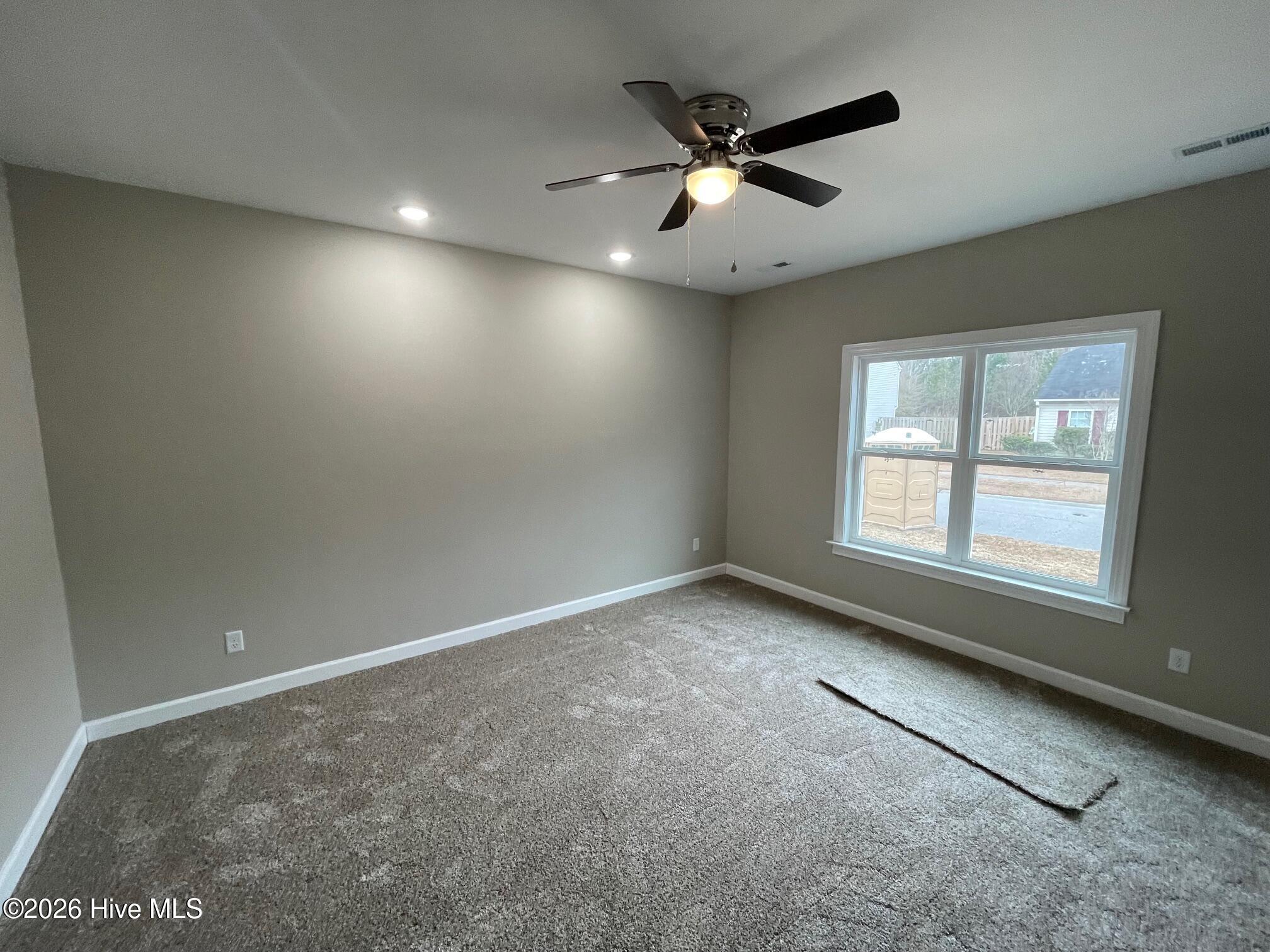 100552862 | Photo 14