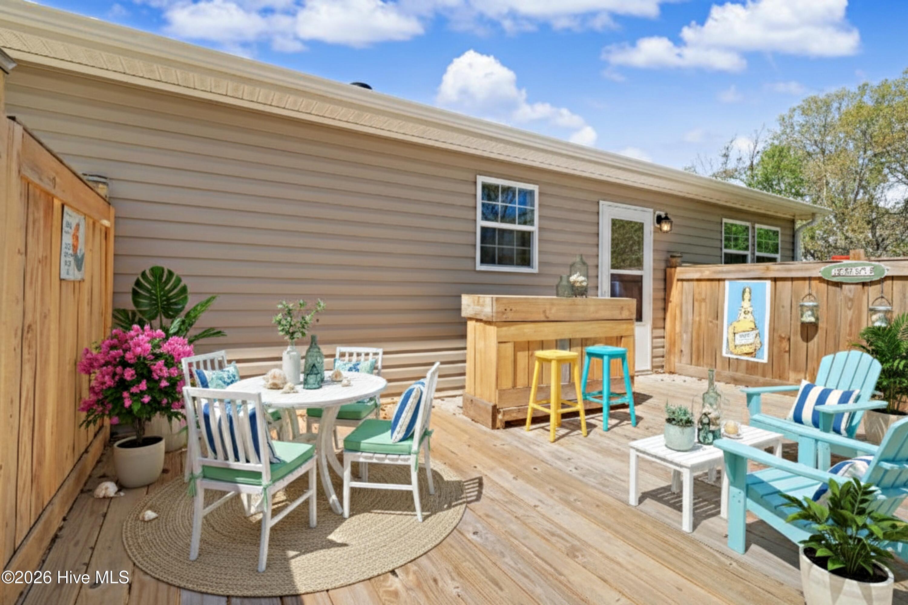 100559867 | Photo 31