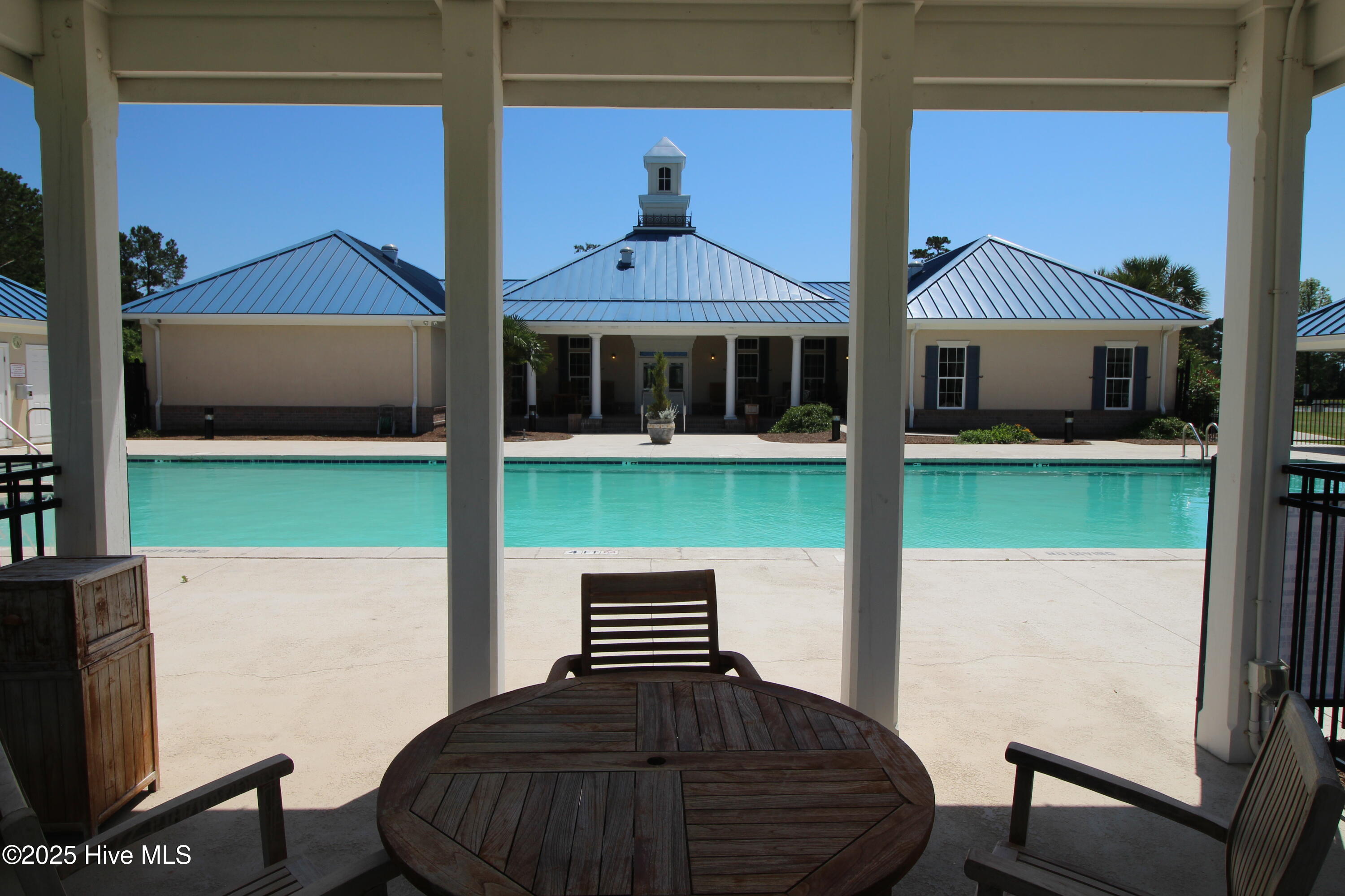 100503609 | Photo 33