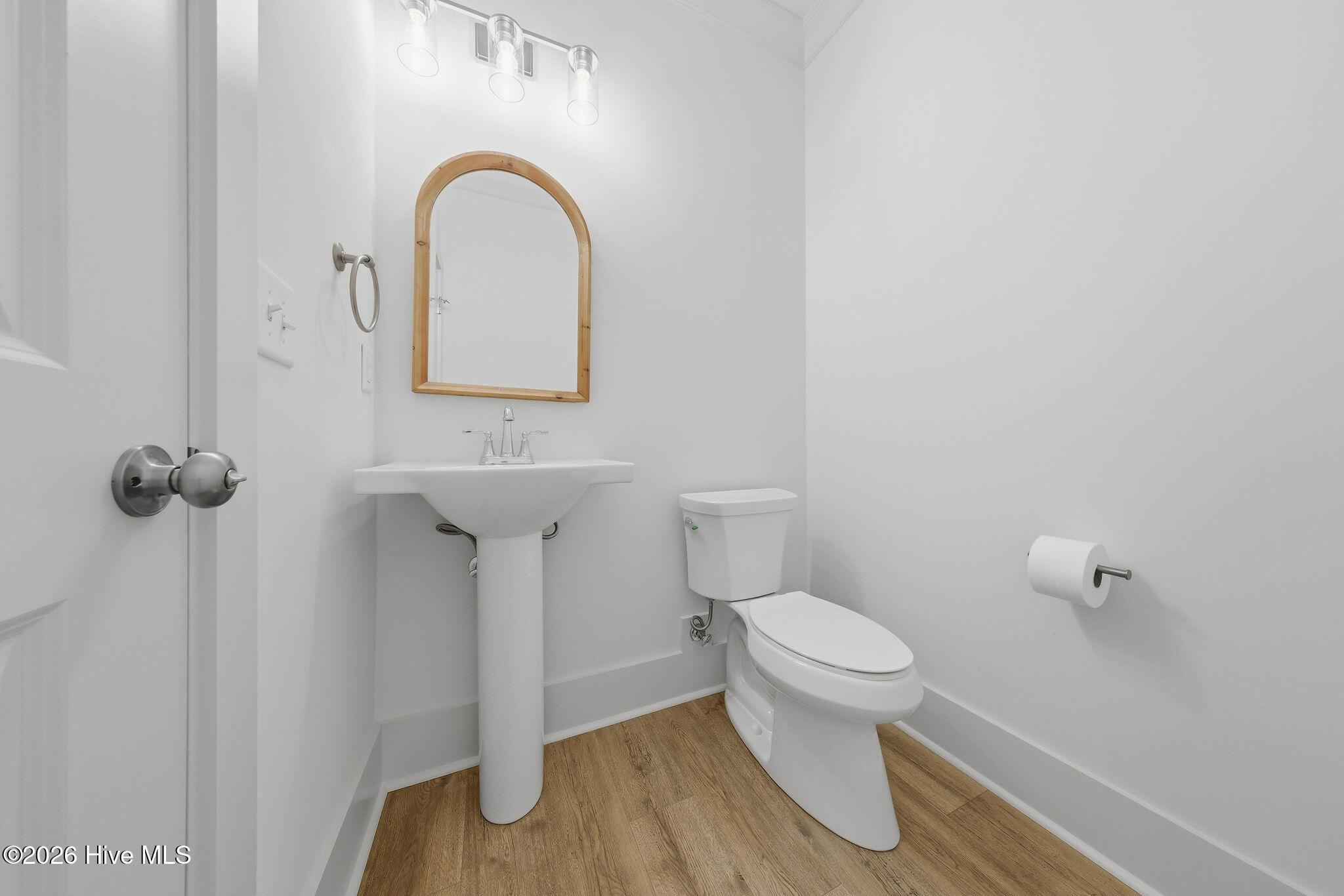 100567924 | Photo 30