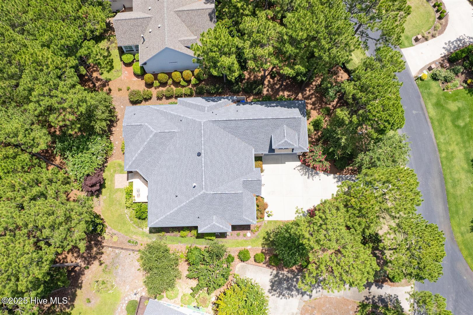 100518615 | Photo 80